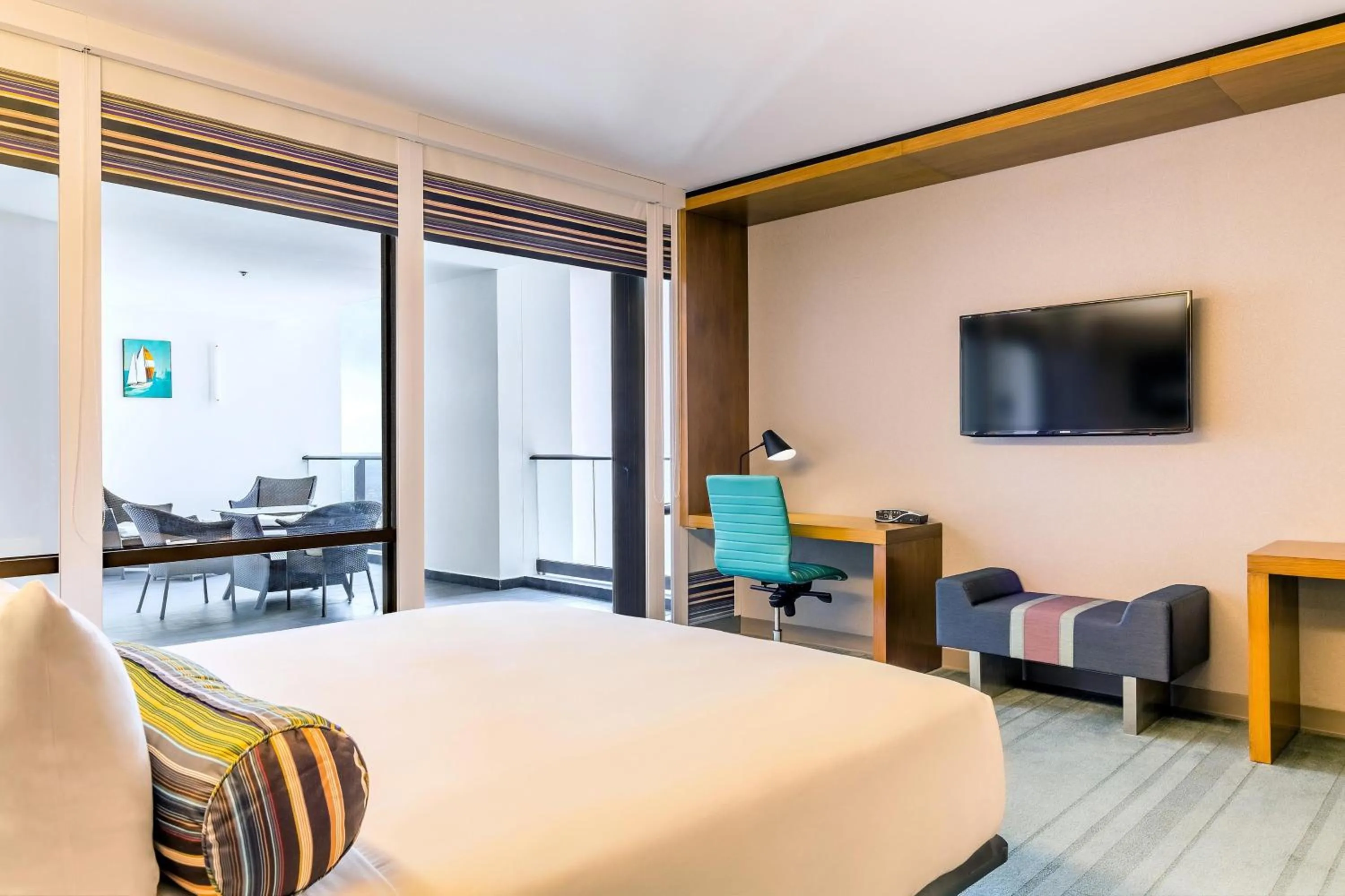 Bedroom, Bed in Aloft Panama