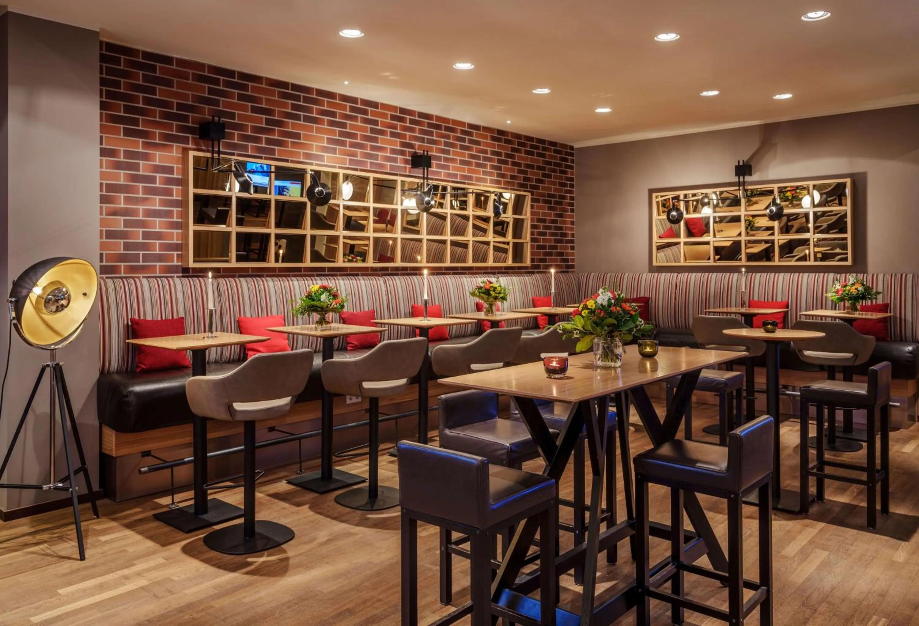 Lounge or bar in Dorint Hotel Bremen