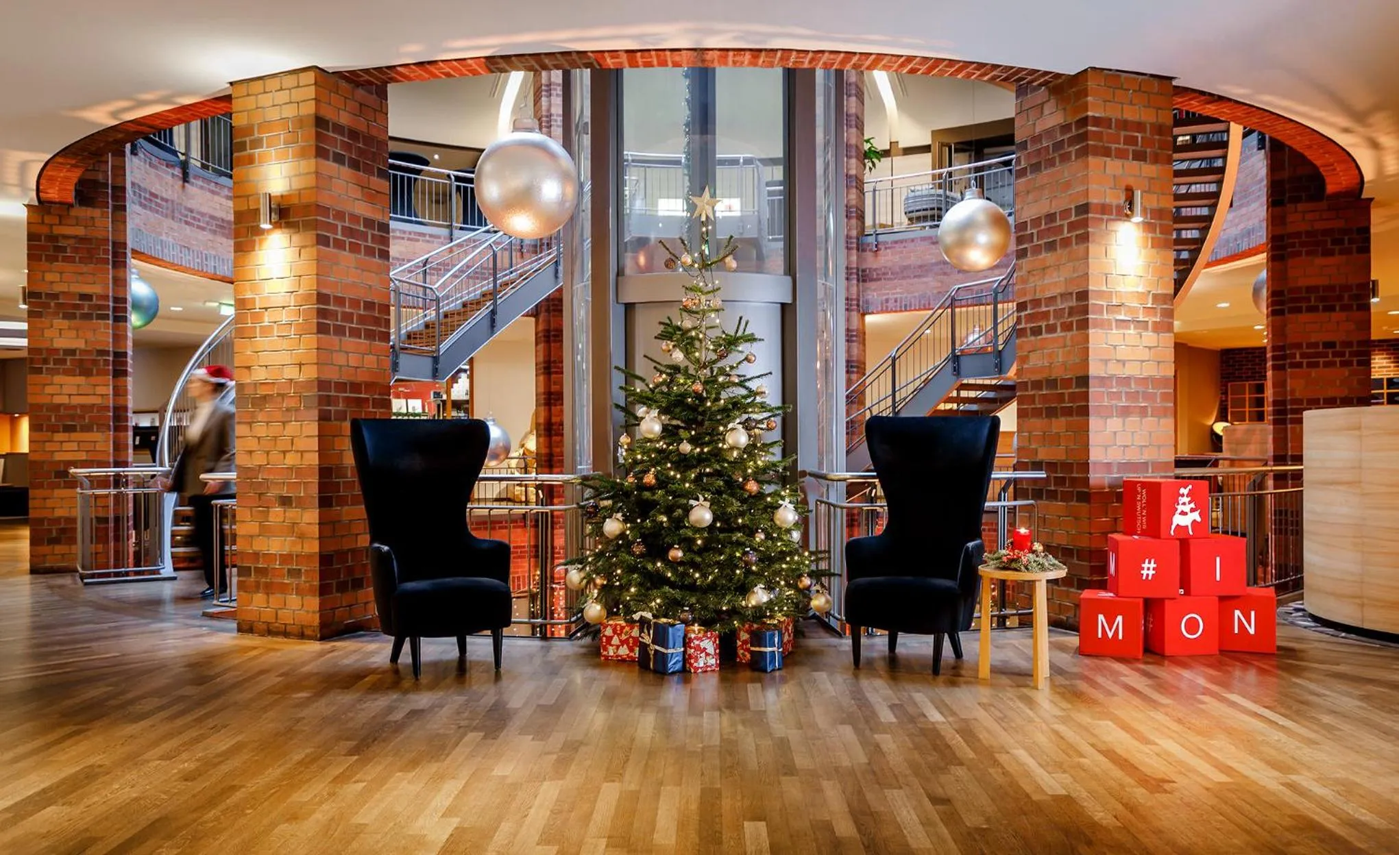 Lobby or reception in Dorint Hotel Bremen