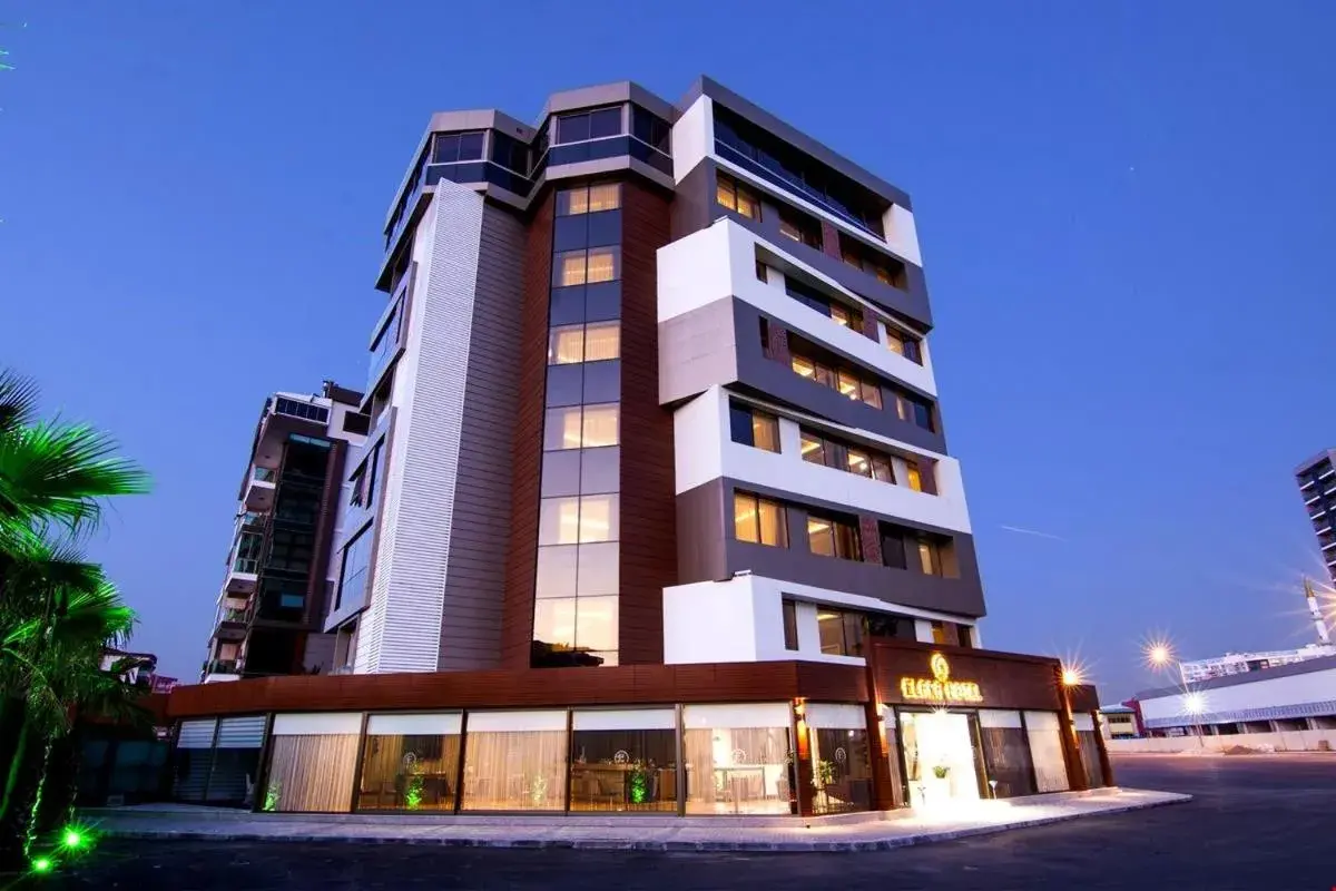 MAJURA HOTEL BUSINESS MAJURA HOTEL BUSINESS