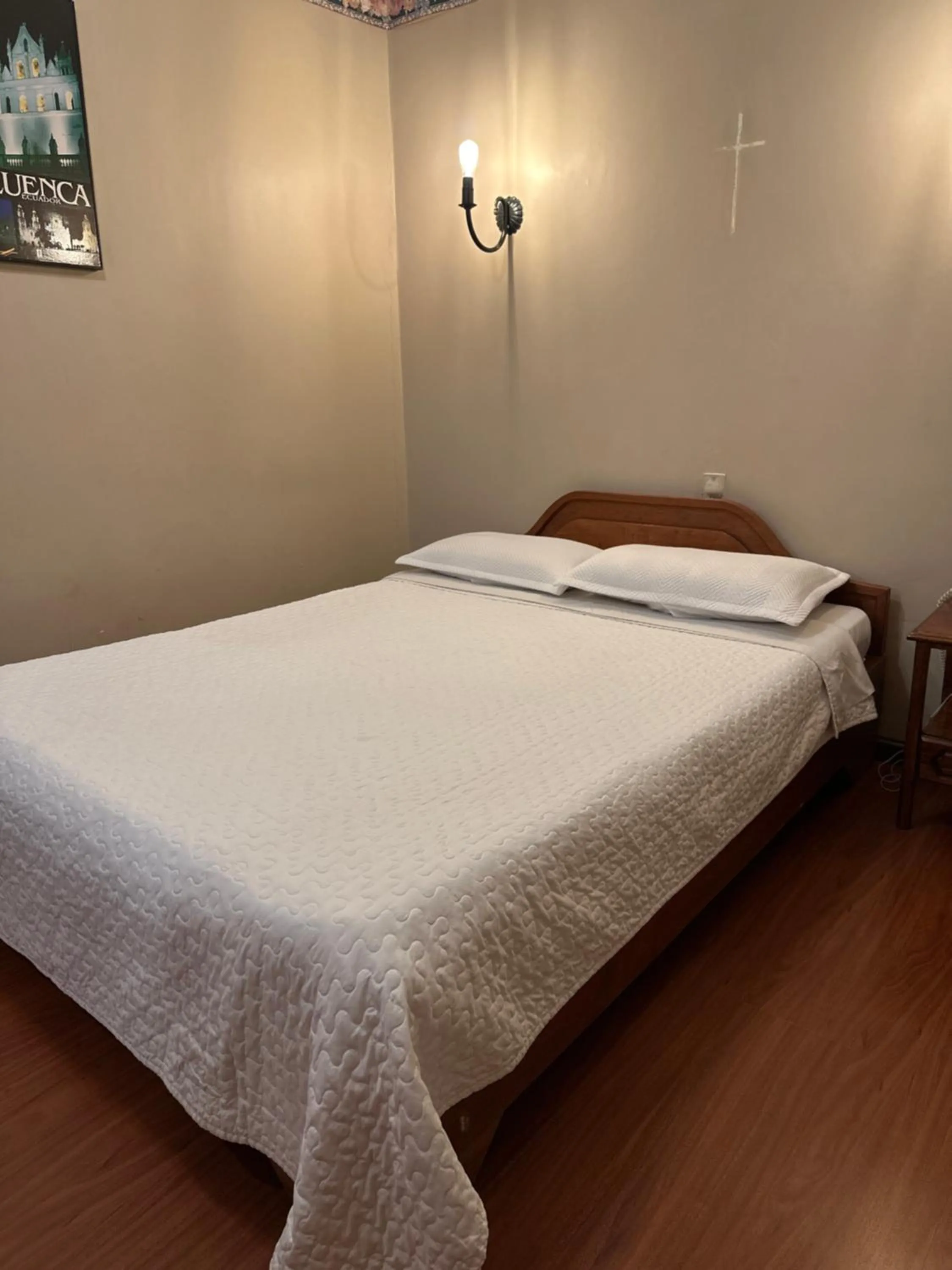 Bed in Hotel & Suites El Quijote