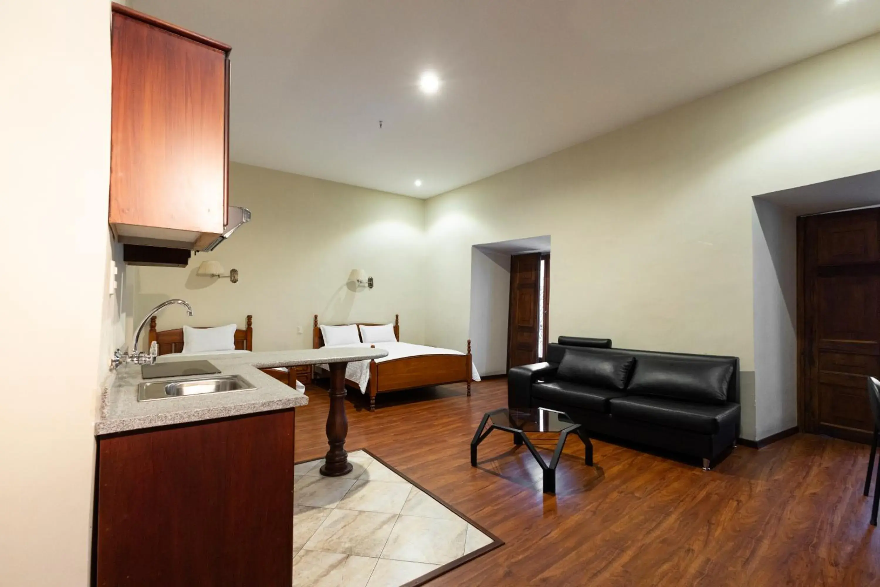 Suite with Balcony in Hotel & Suites El Quijote Suite with Balcony in Hotel & Suites El Quijote