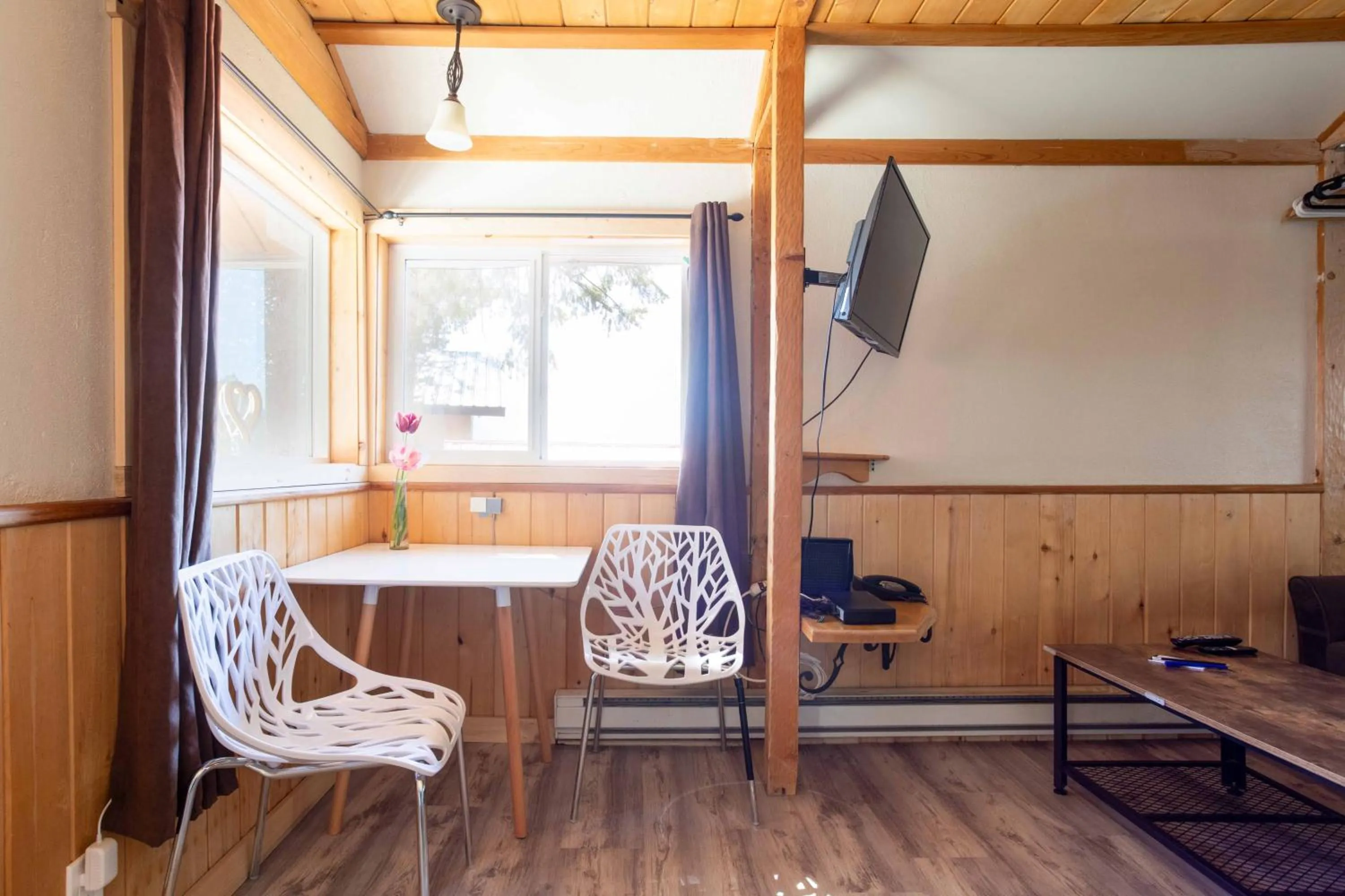 The Valley View Cabins and Event Center