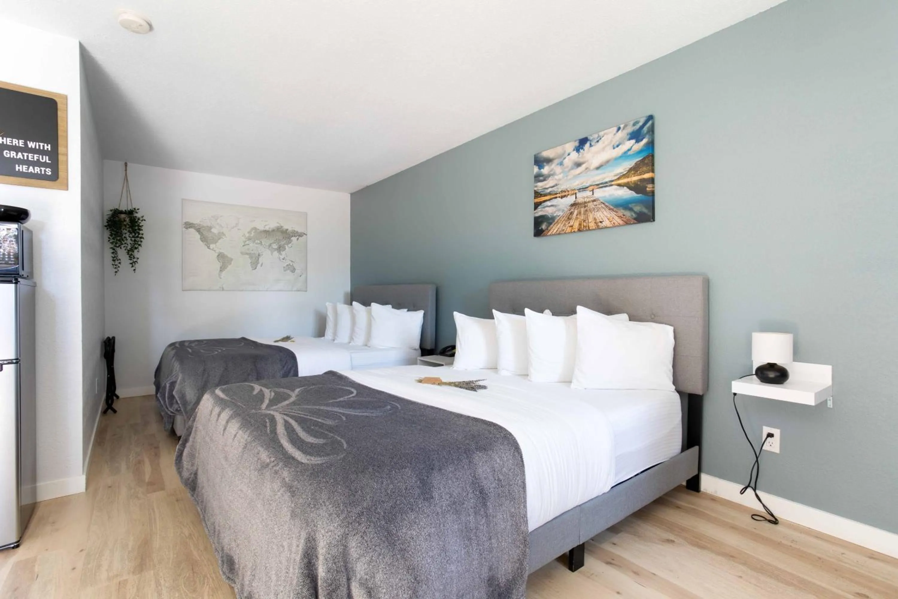 Bed in The Valley View Cabins and Event Center