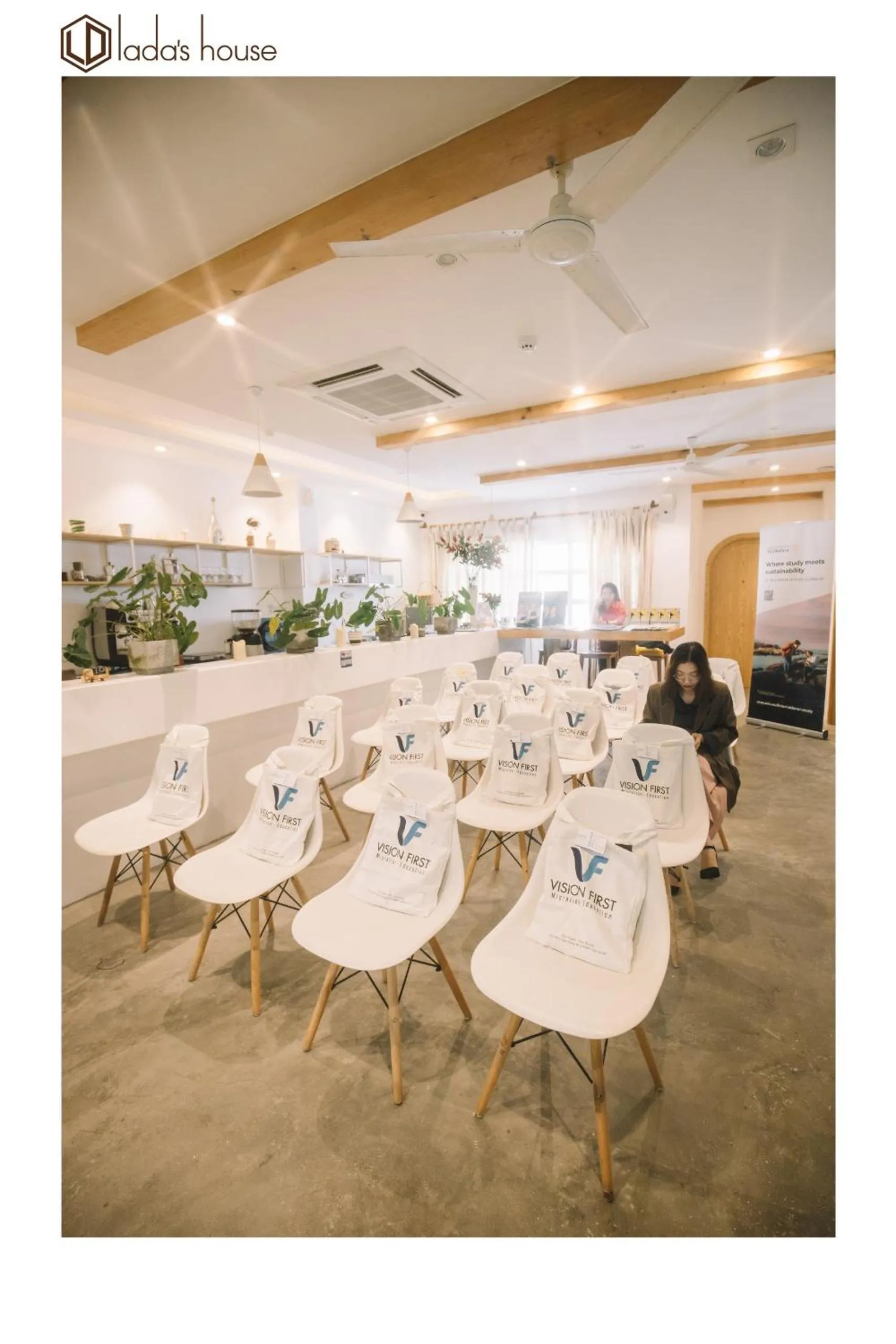 Banquet/Function facilities in LaDa's House Da Nang