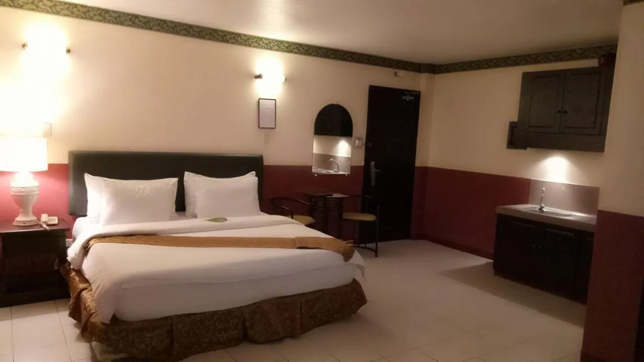 Bedroom, Bed in DM Residente Hotel Inns & Villas