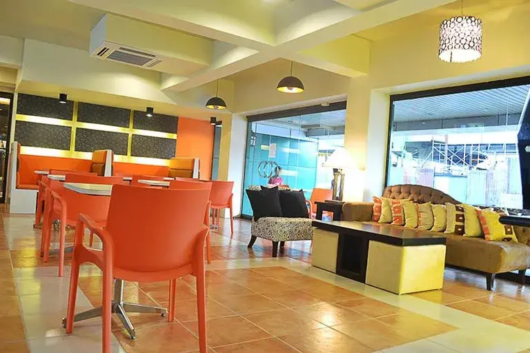 Restaurant/places to eat in DM Residente Hotel Inns & Villas Restaurant/places to eat in DM Residente Hotel Inns & Villas