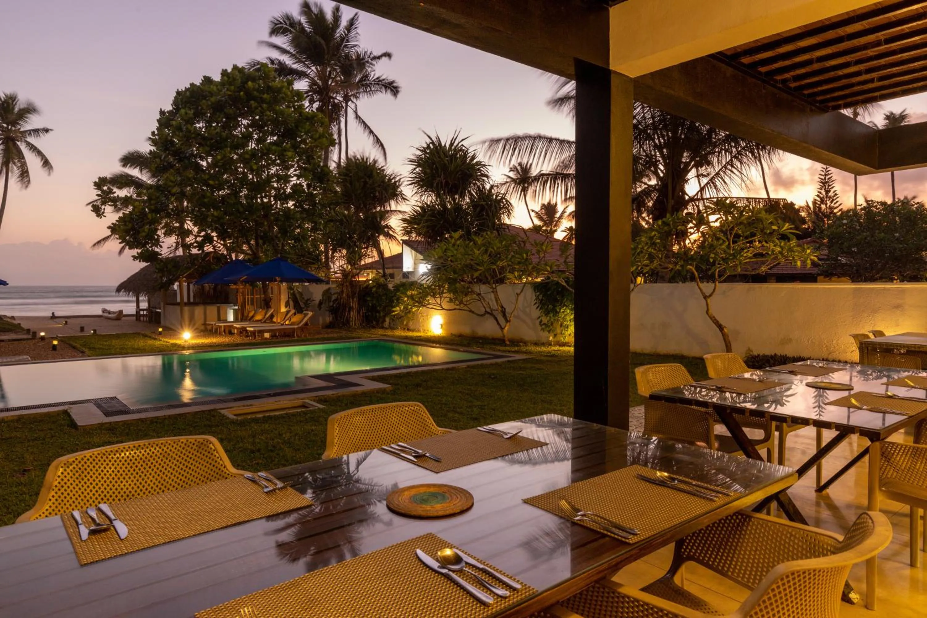 Dining area in Parangi Weligama Bay - Thema Collection