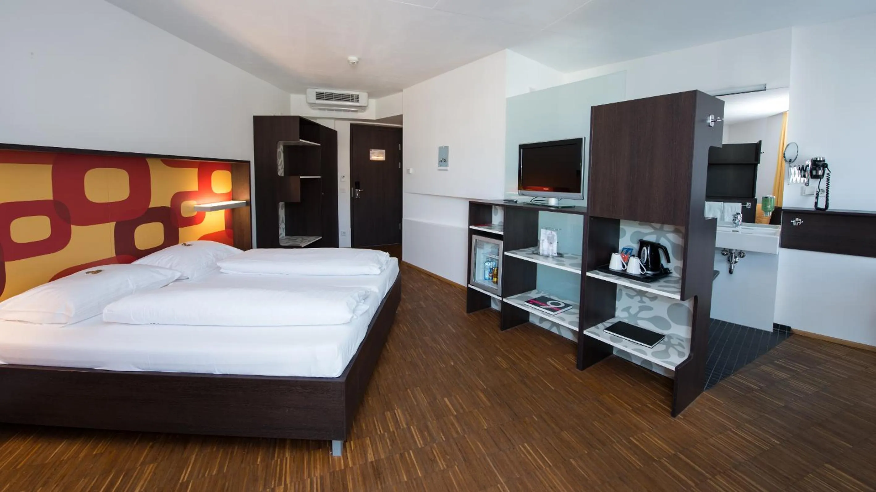 Bedroom, Bed in arte Hotel Krems