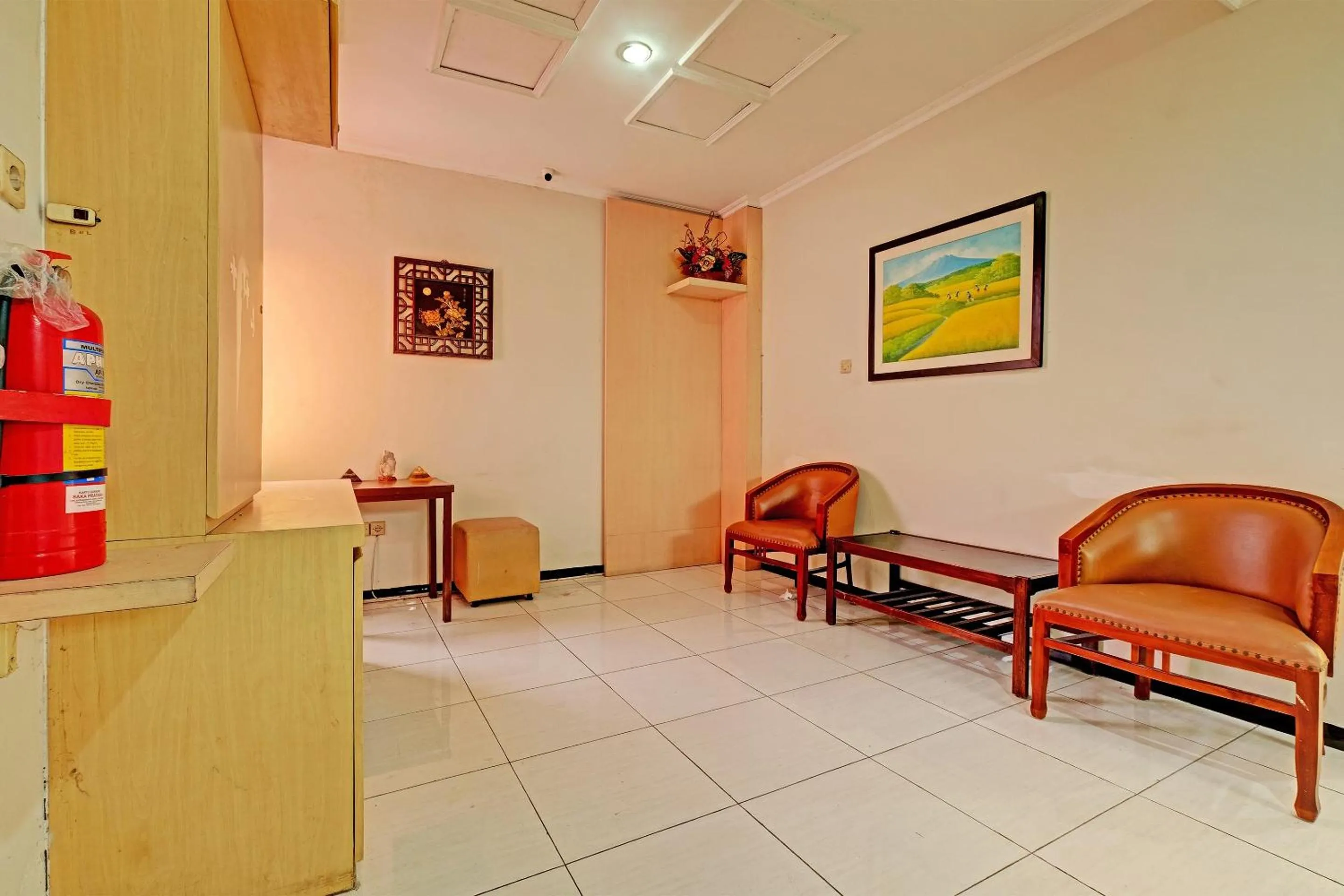 Lobby or reception in Hotel O Sky Guesthouse