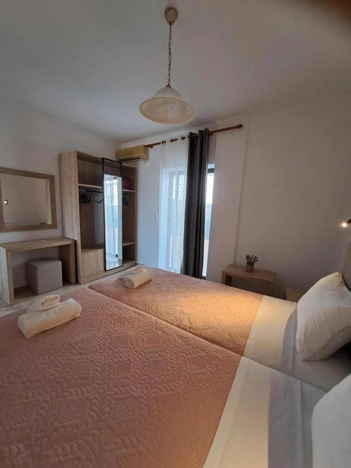 Bed in Lord Complex