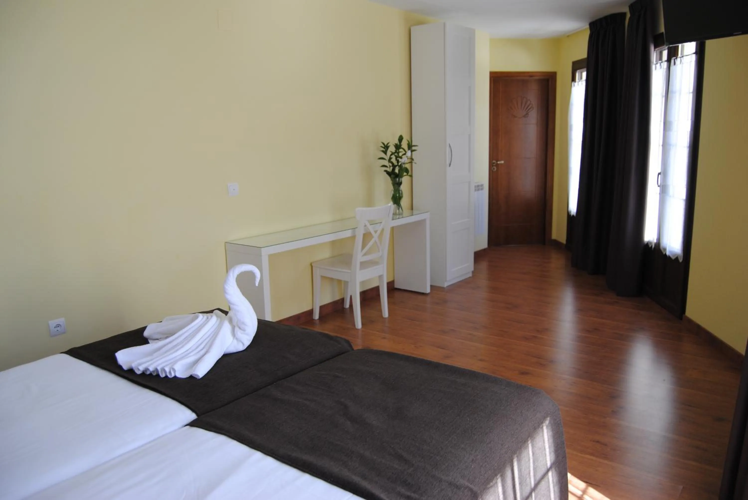 Photo of the whole room, Bed in The Way Hotel Molinaseca