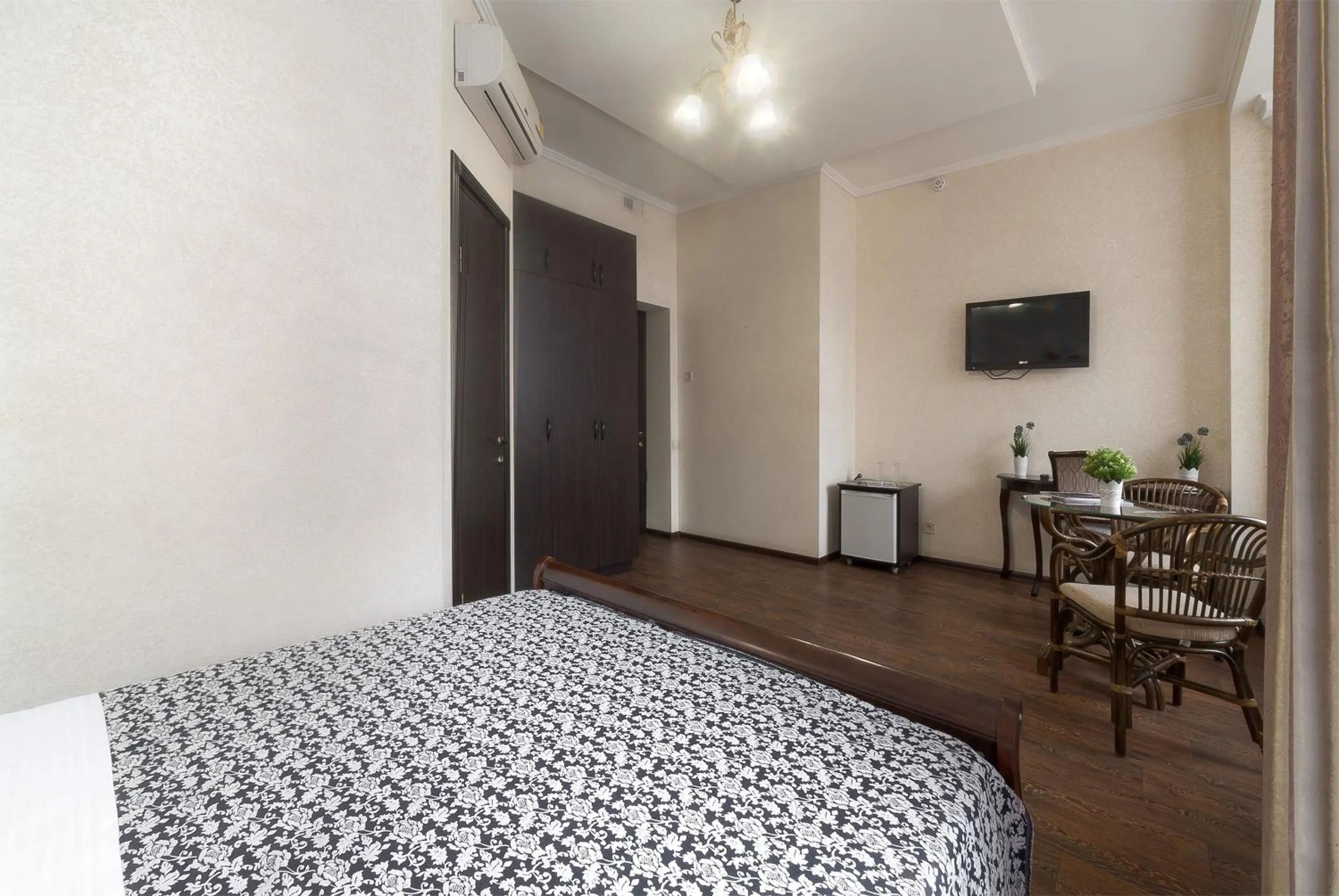 Bed in Zenith Hotel