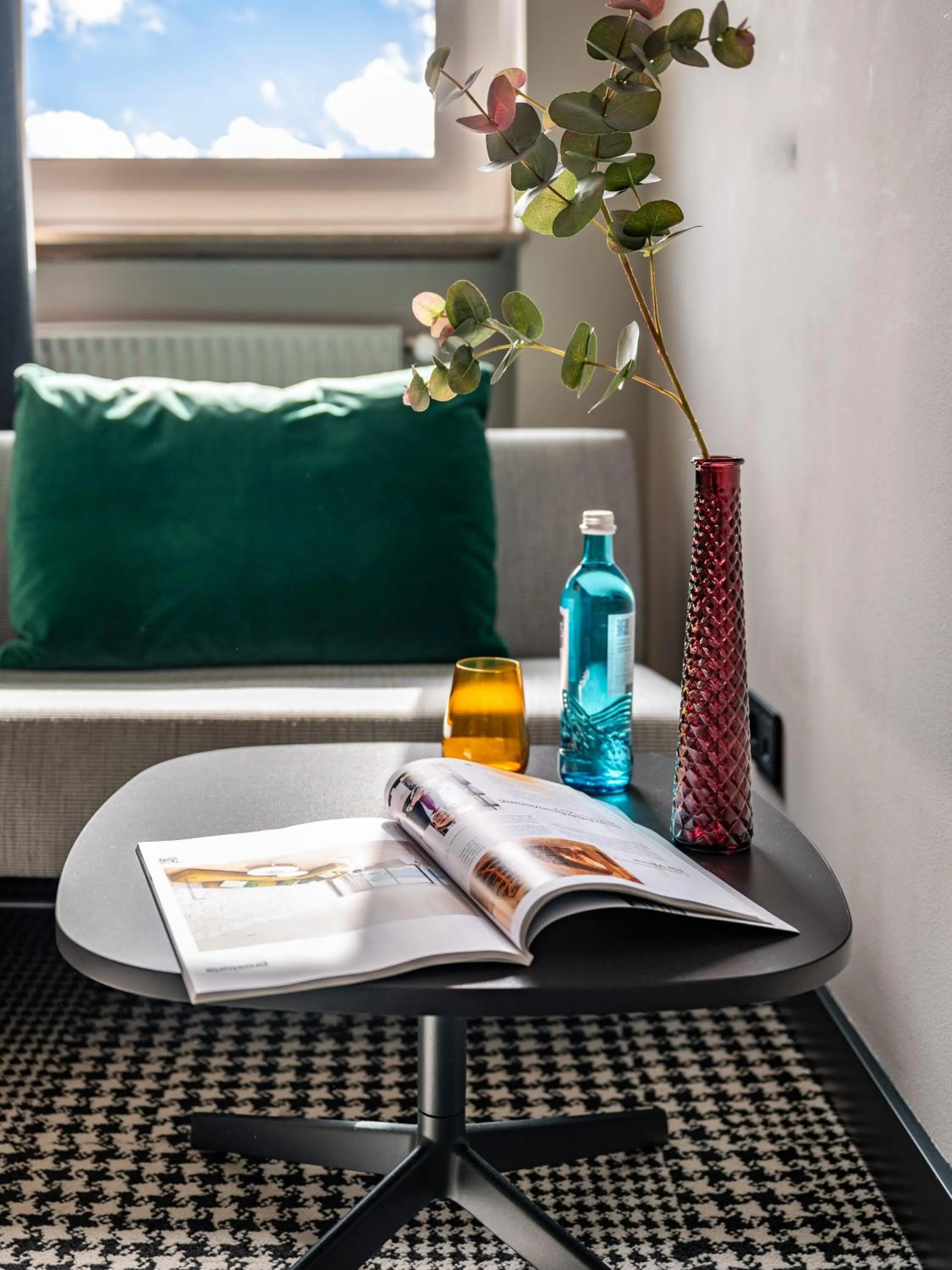 Photo of the whole room in The Midtown Hotel