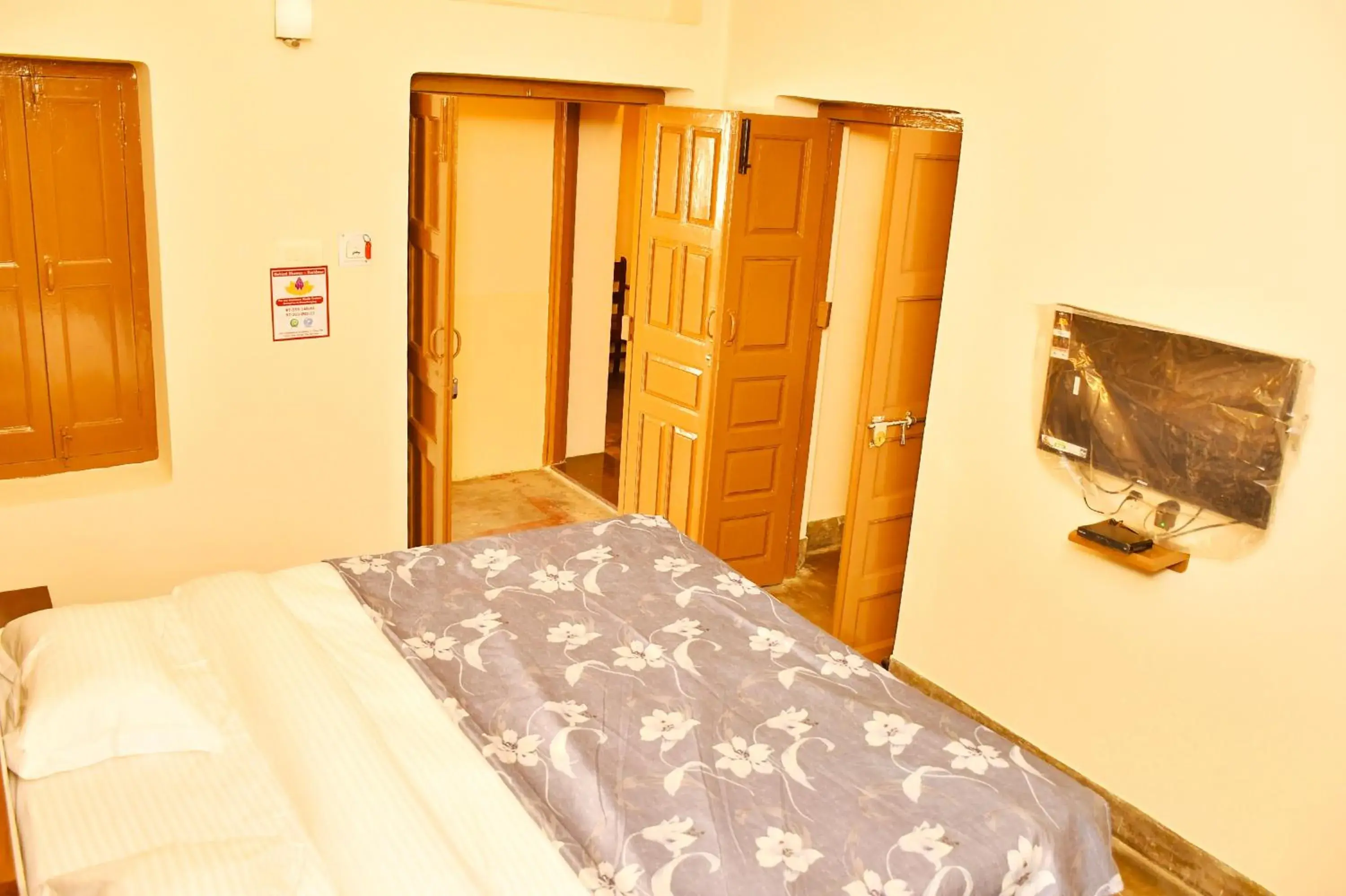 Bed in Gobind Bhawan Heritage Hotel Bed in Gobind Bhawan Heritage Hotel