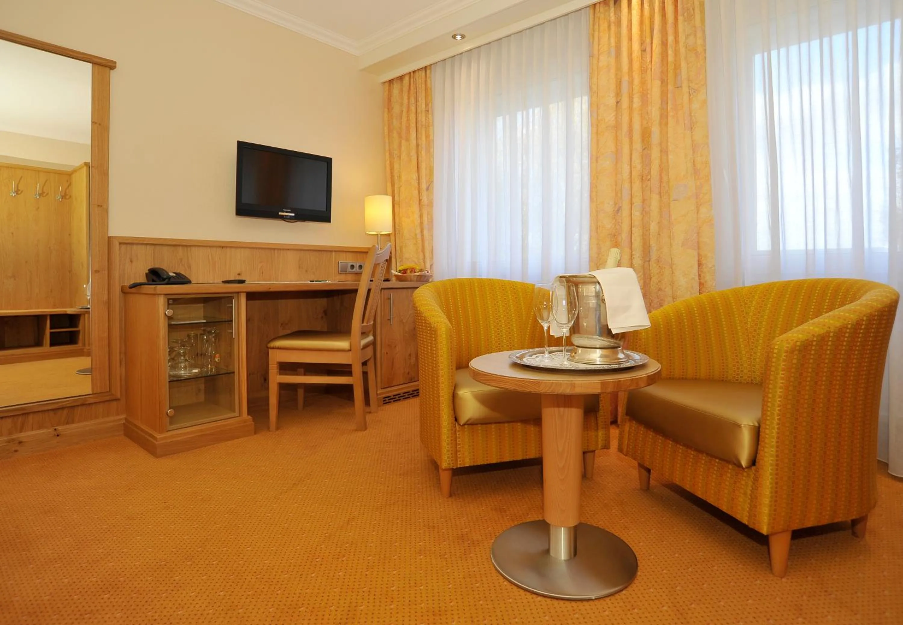 TV and multimedia in Gronauer Tannenhof