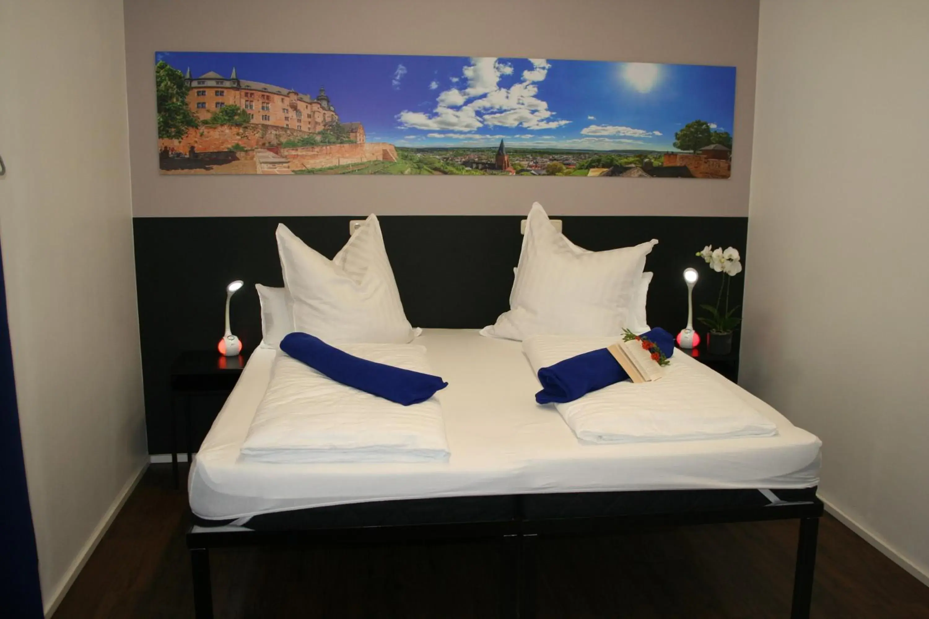 Double Room with Private Bathroom in Mar Hotel Double Room with Private Bathroom in Mar Hotel