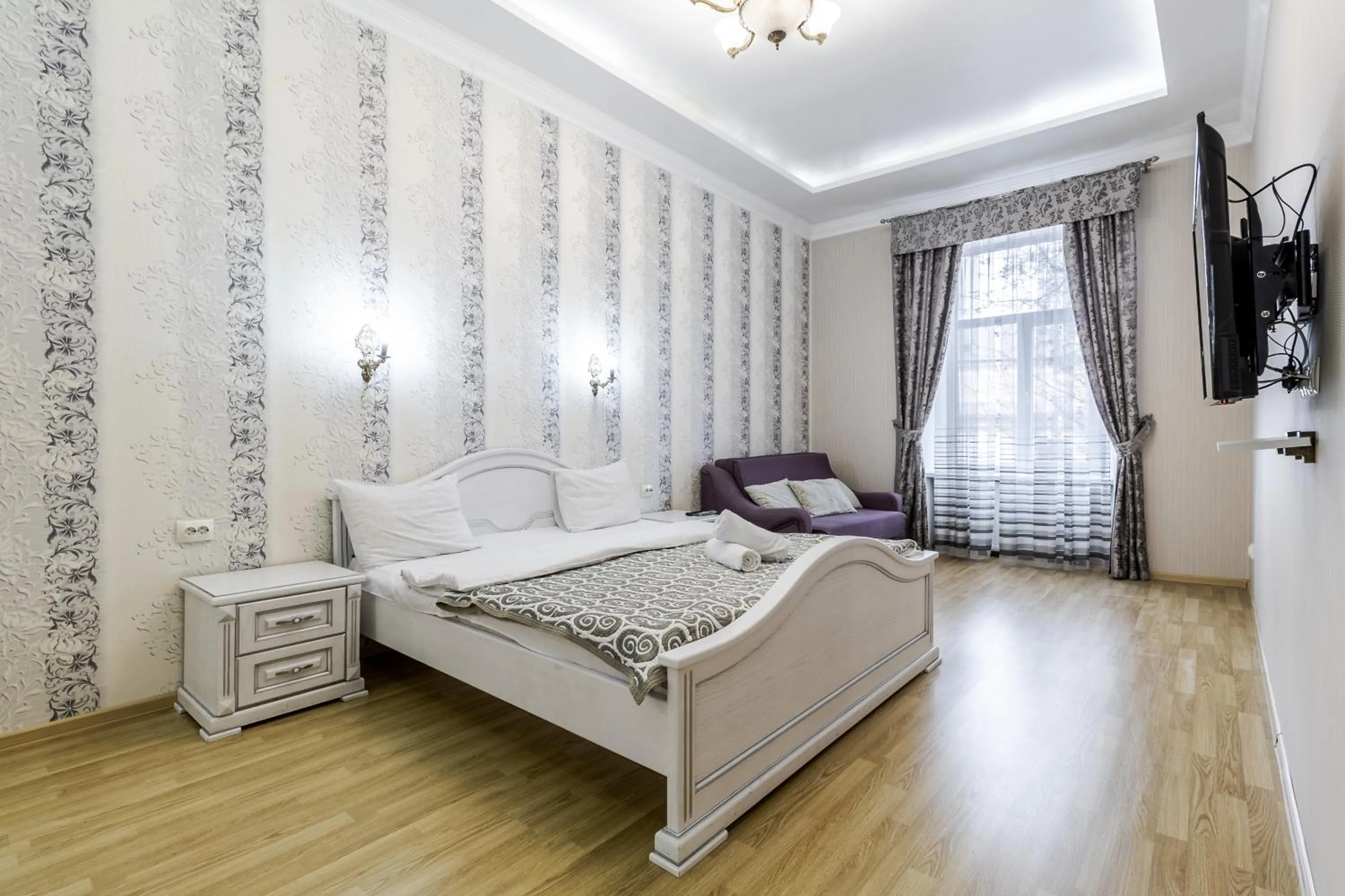 Bedroom, Bed in Vynnychenka apartment