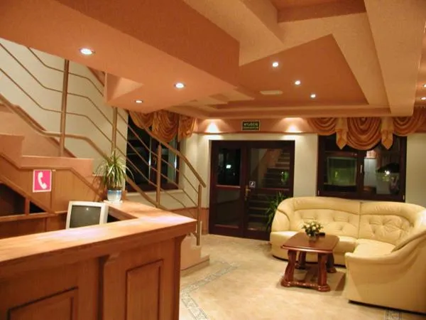 Lobby or reception in Hotel Restauracja Tawerna Gliwice