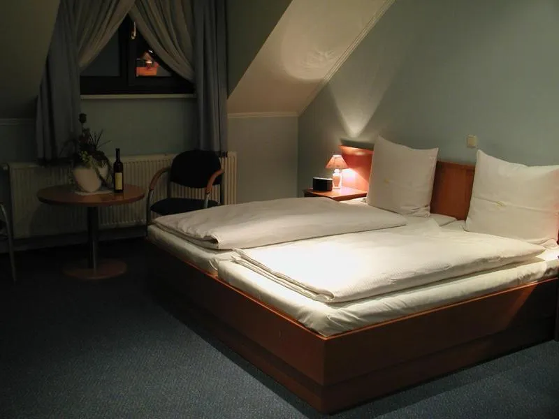 Bed in Hotel Restauracja Tawerna Gliwice