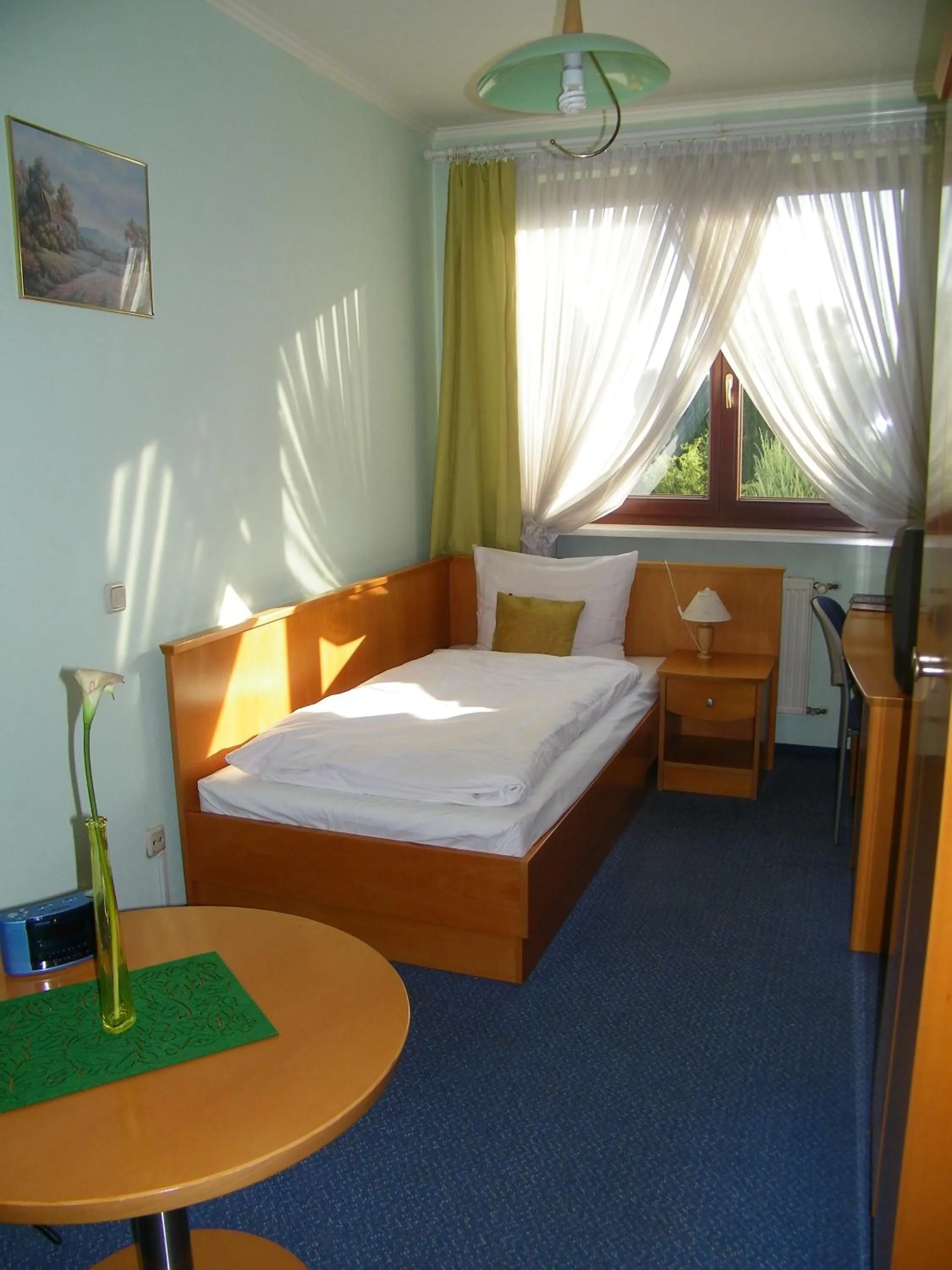 Bed in Hotel Restauracja Tawerna Gliwice