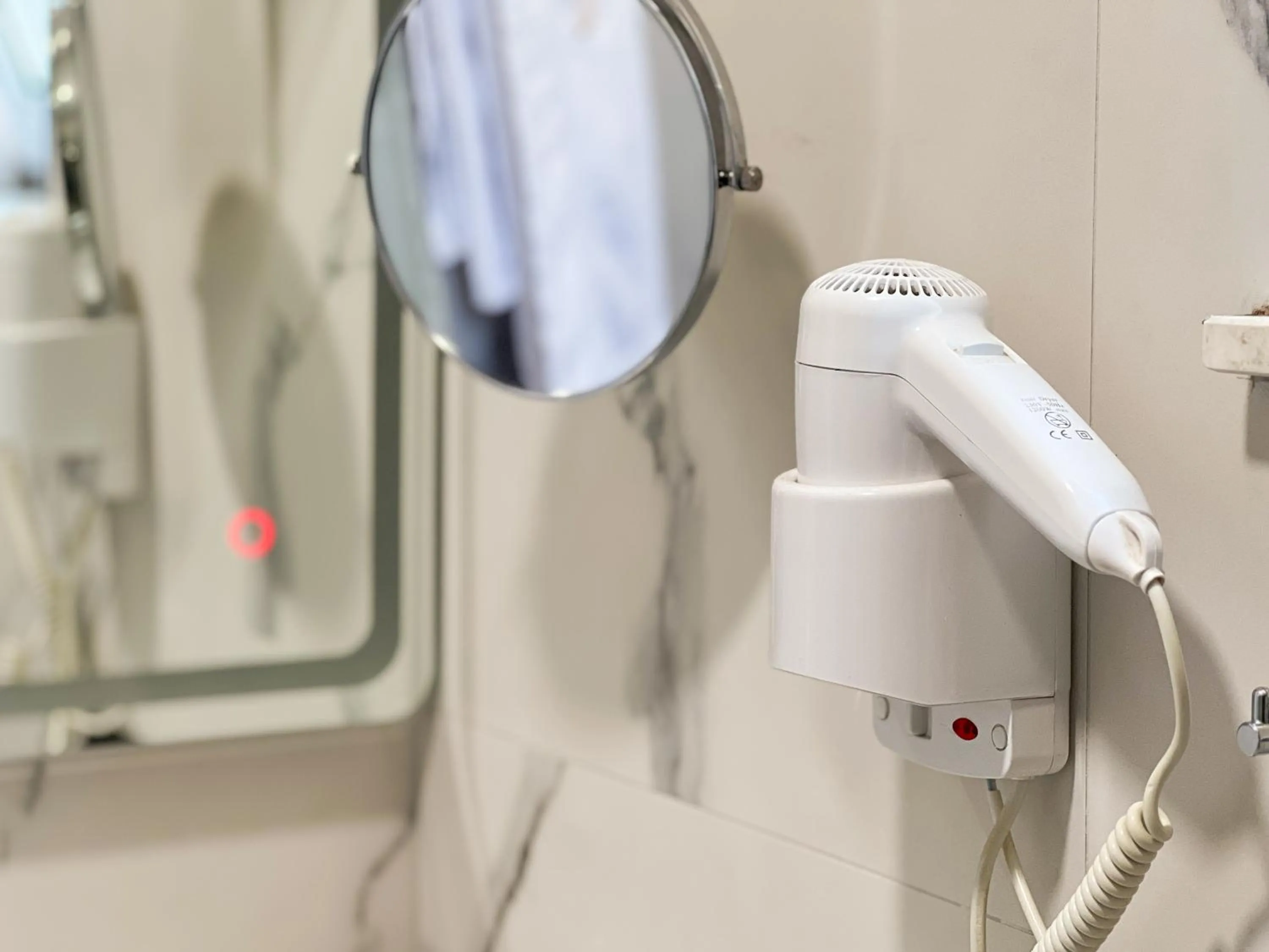 Bathroom in Jata Hotel