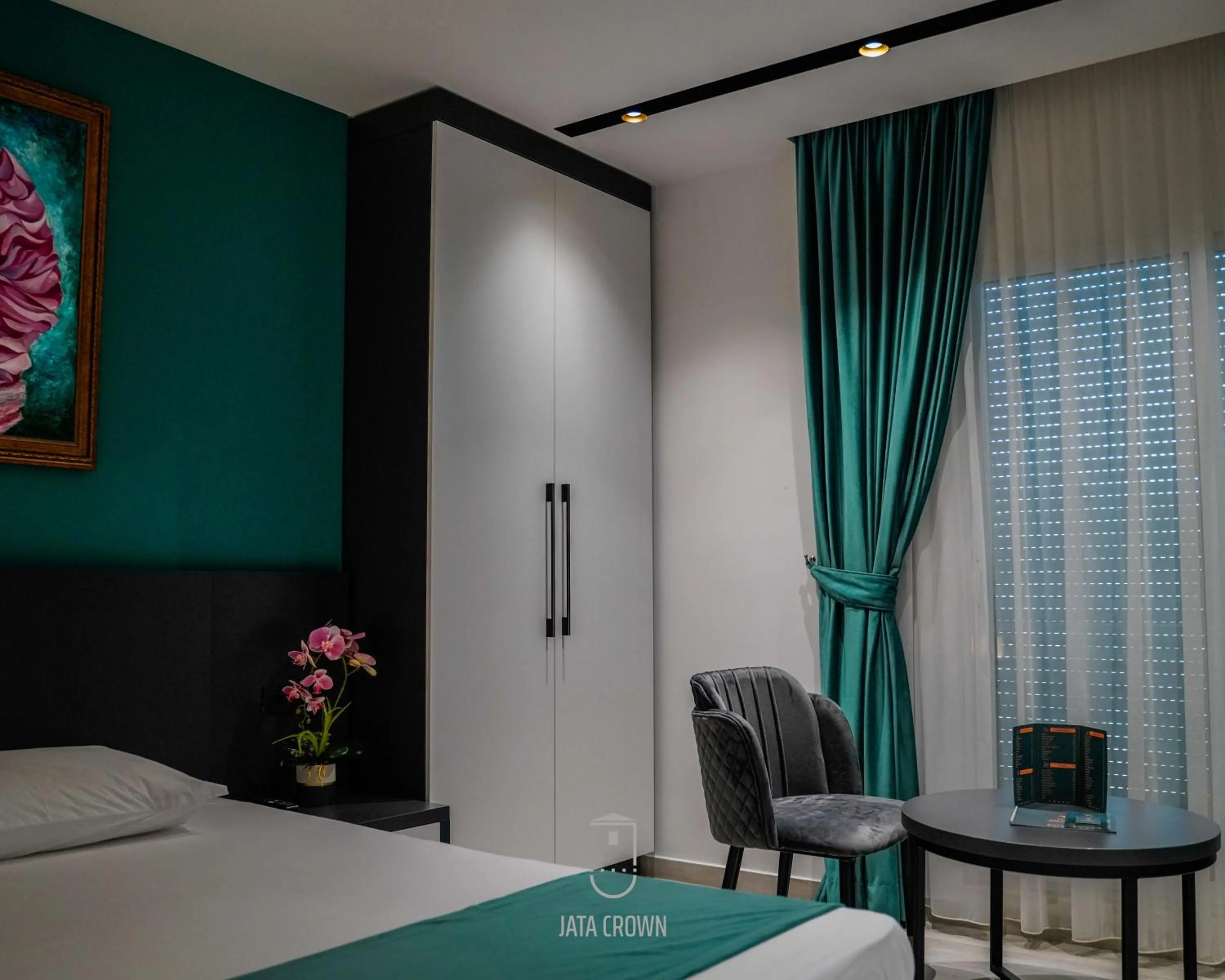 Bedroom, Bed in Jata Hotel