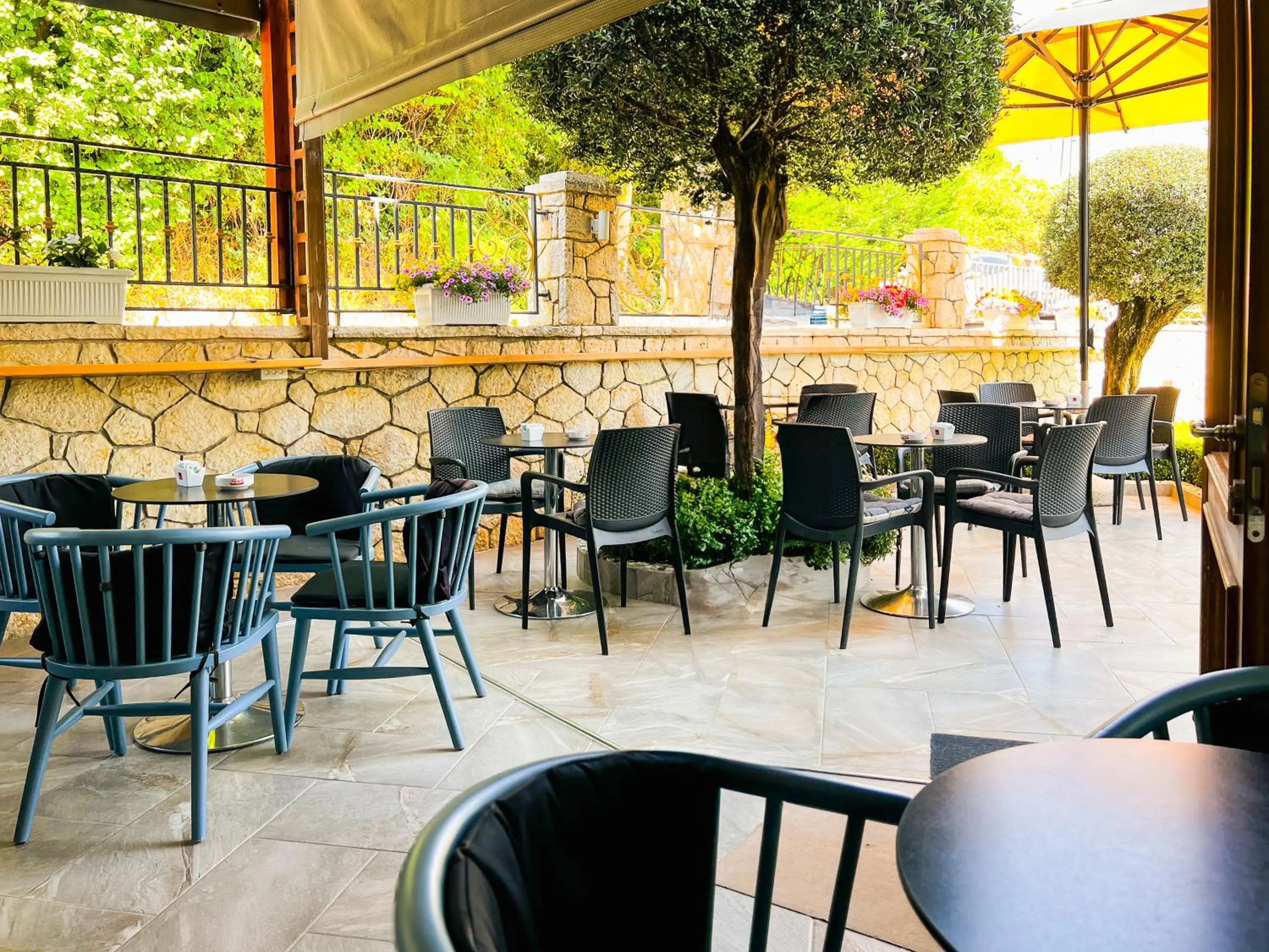 Lounge or bar in Jata Hotel