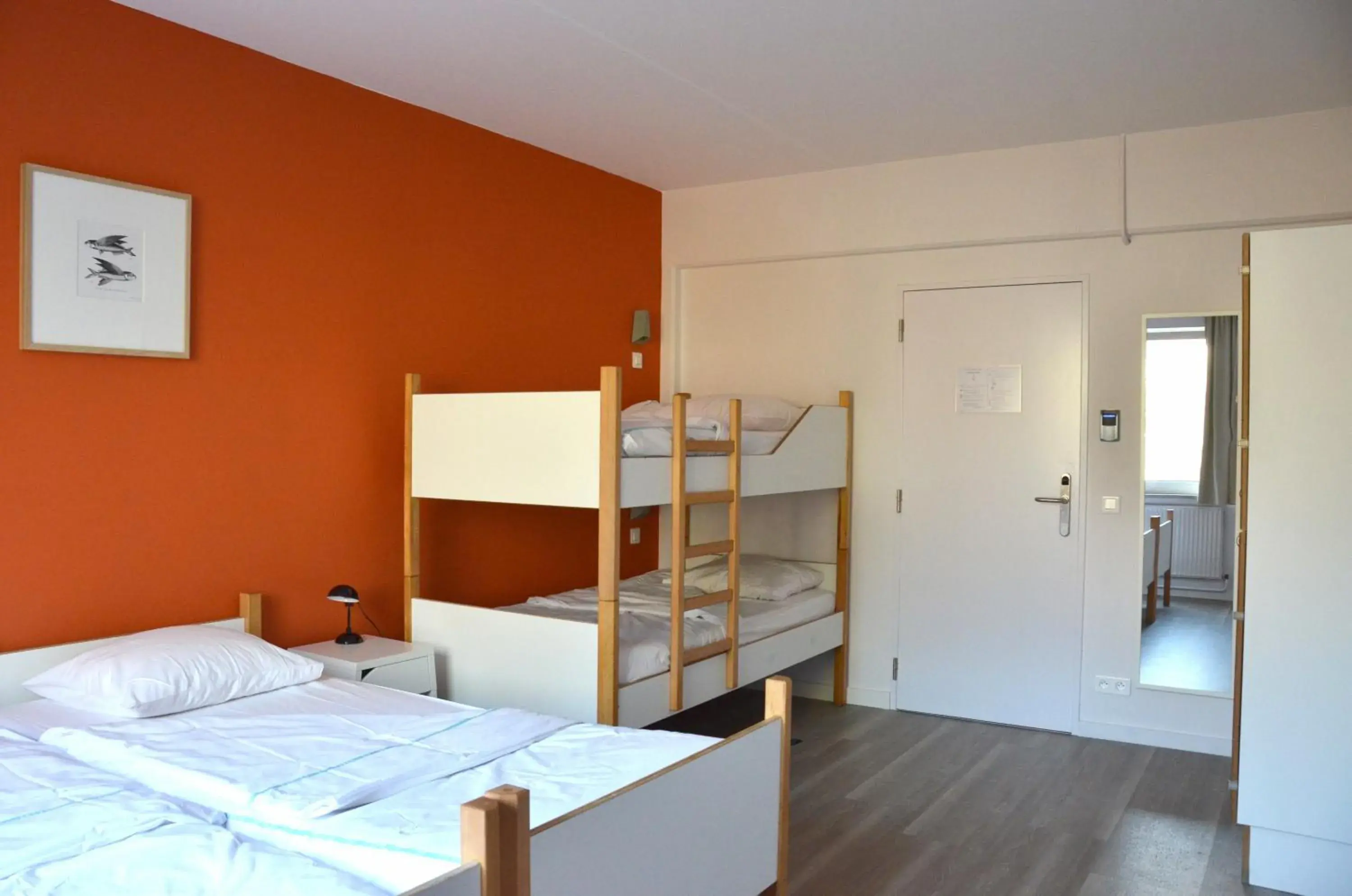 Quadruple Room with Private Bathroom in Auberge des 3 Fontaines - Youth Hostel Quadruple Room with Private Bathroom in Auberge des 3 Fontaines - Youth Hostel