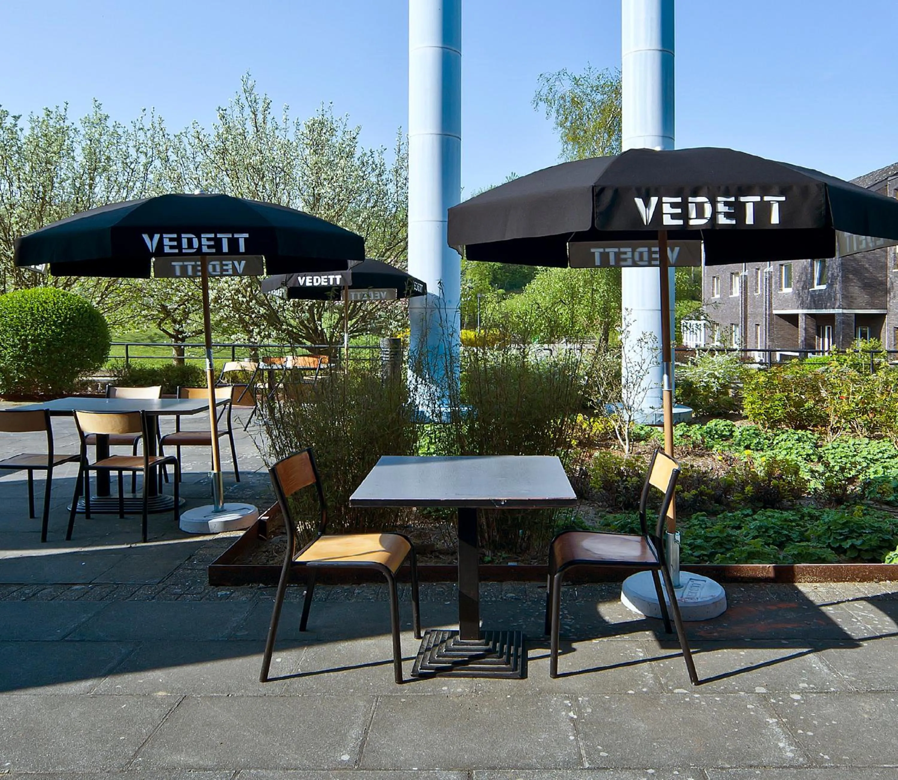 Balcony/Terrace in Auberge des 3 Fontaines - Youth Hostel