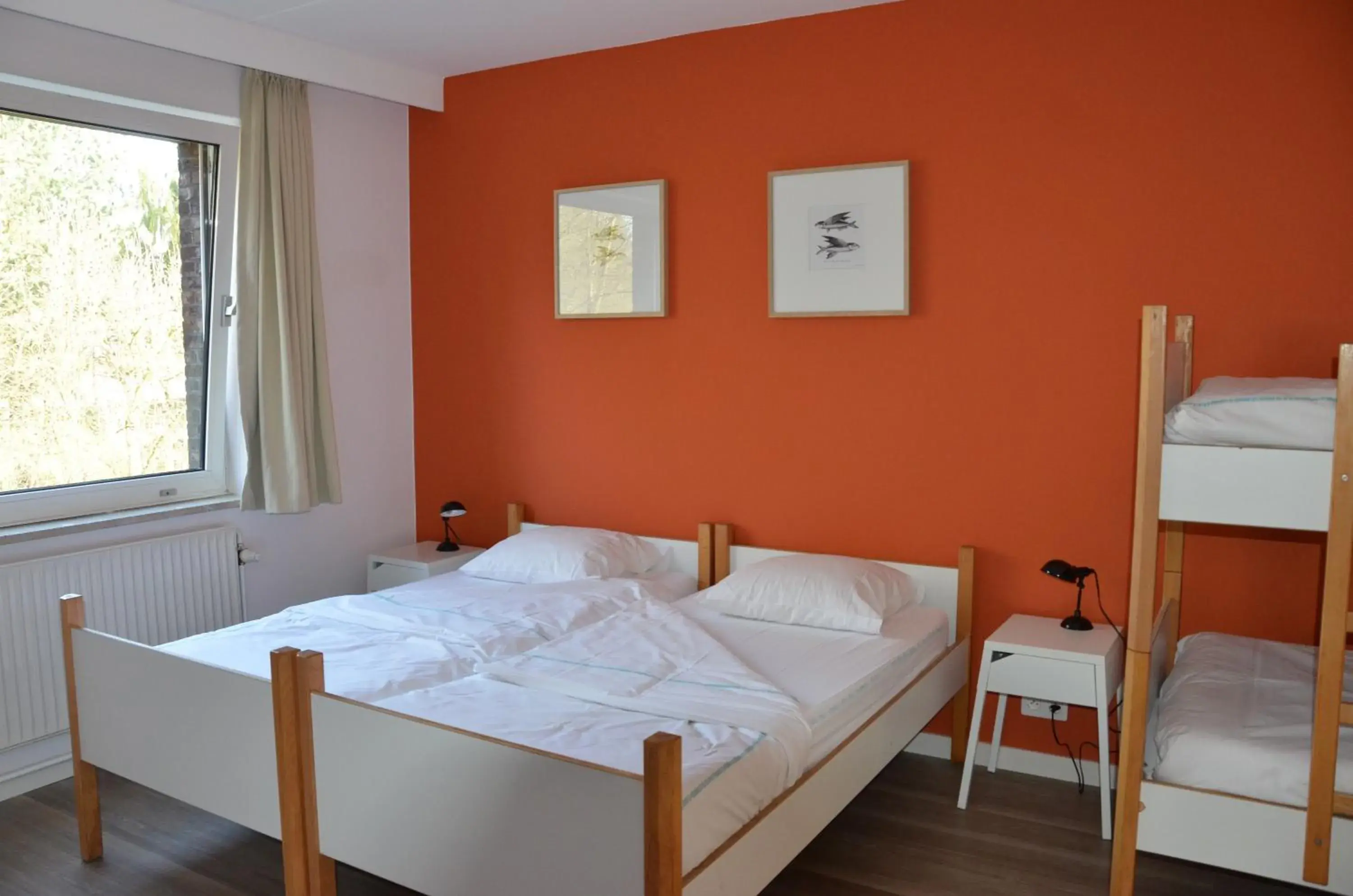 Quadruple Room with Private Bathroom in Auberge des 3 Fontaines - Youth Hostel Quadruple Room with Private Bathroom in Auberge des 3 Fontaines - Youth Hostel