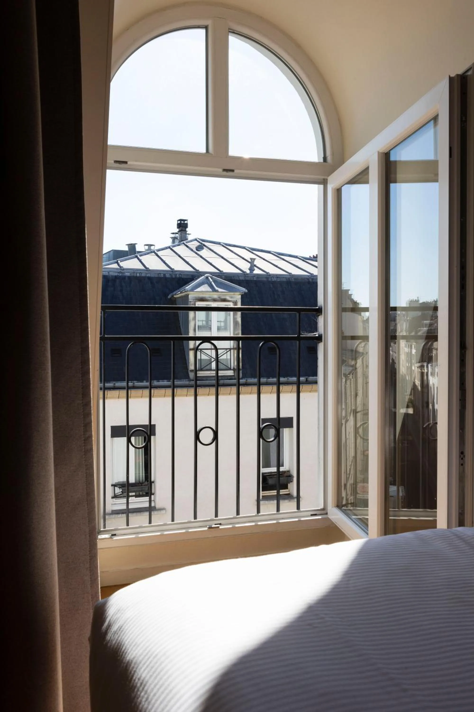 Bed in Hôtel Cabane - Orso Hotels