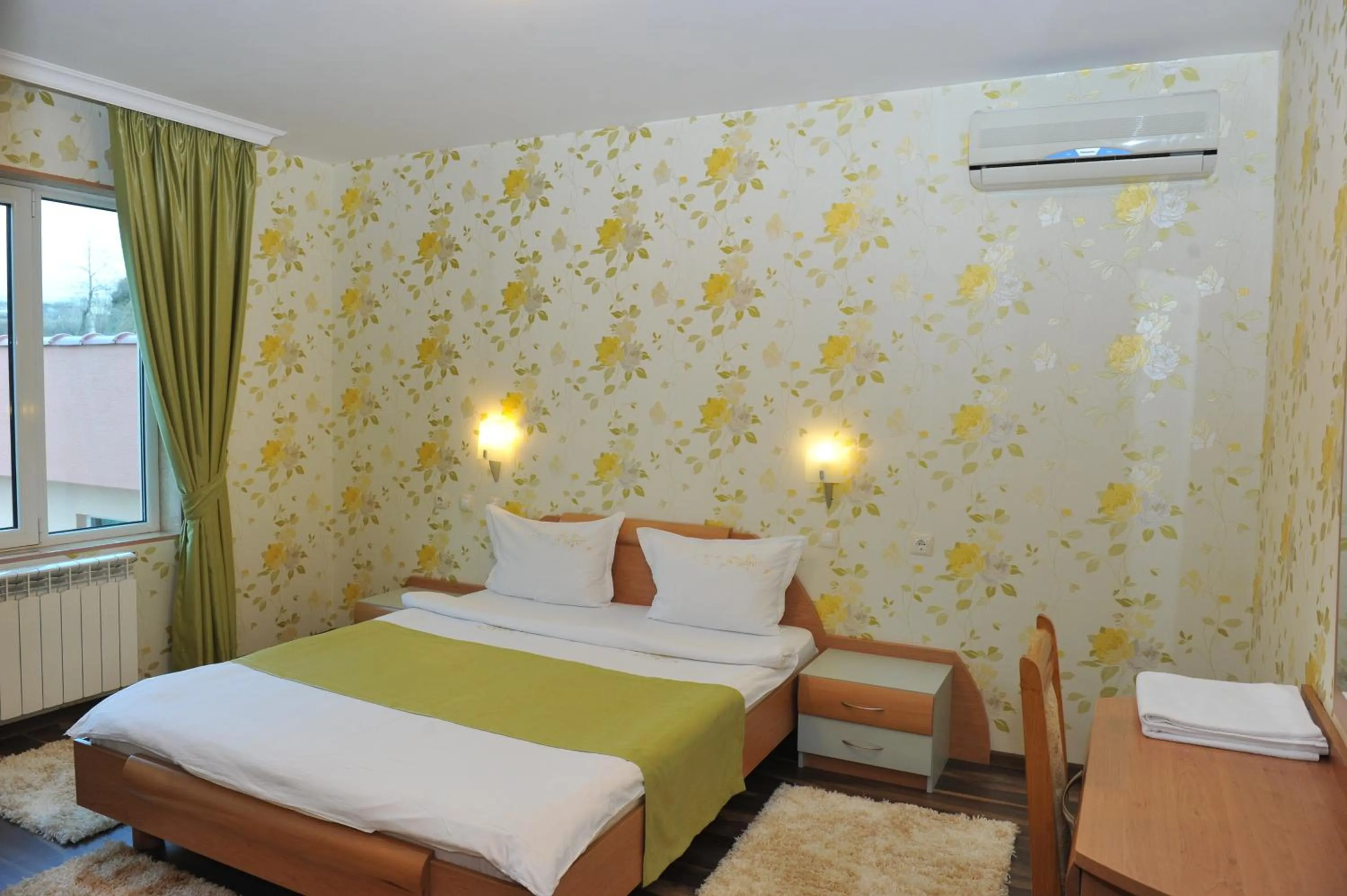 Two-Bedroom Suite with Balcony in Eros Motel