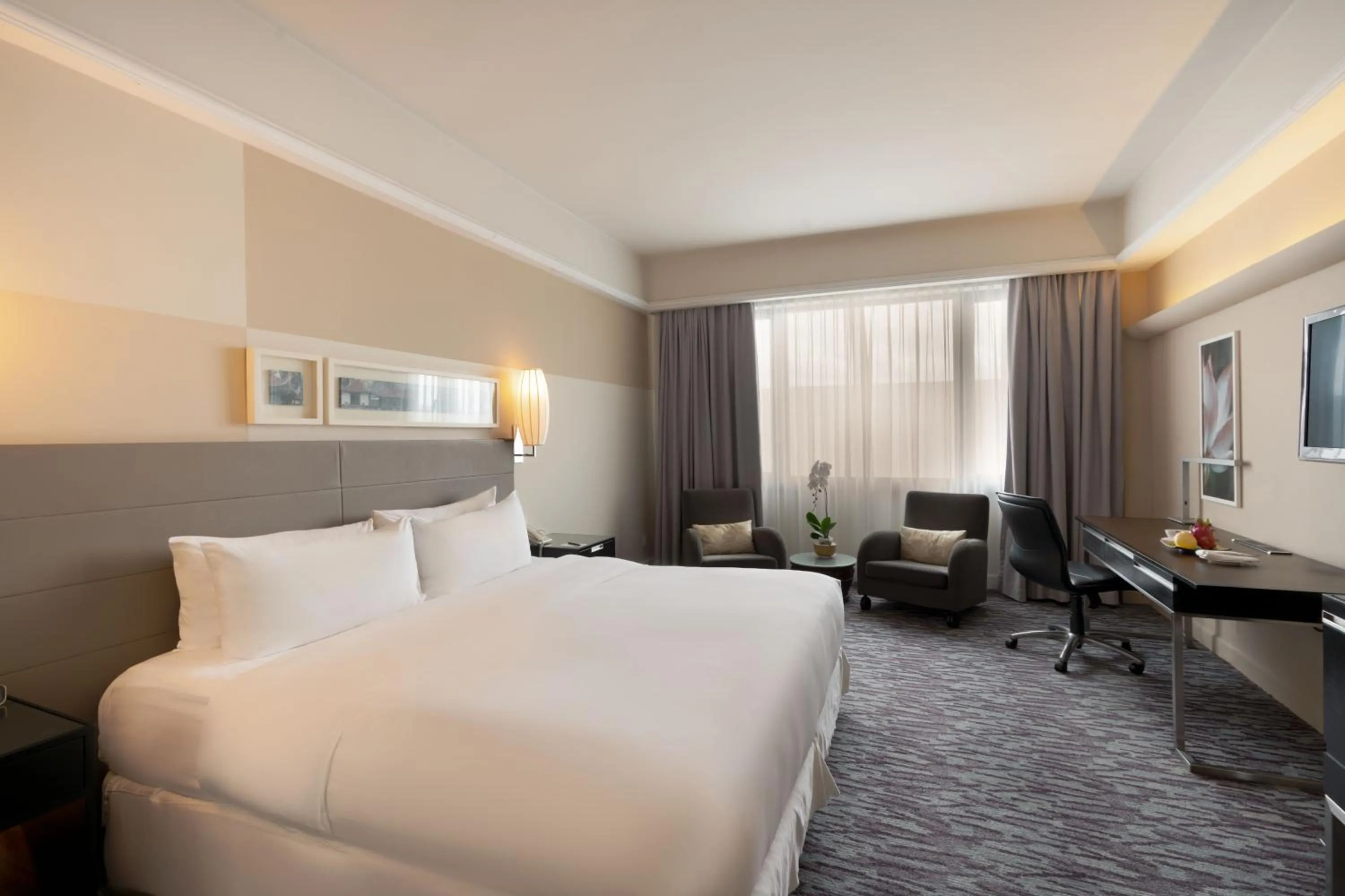 Bedroom, Bed in Garden Plaza Saigon - Formerly PARKROYAL Saigon