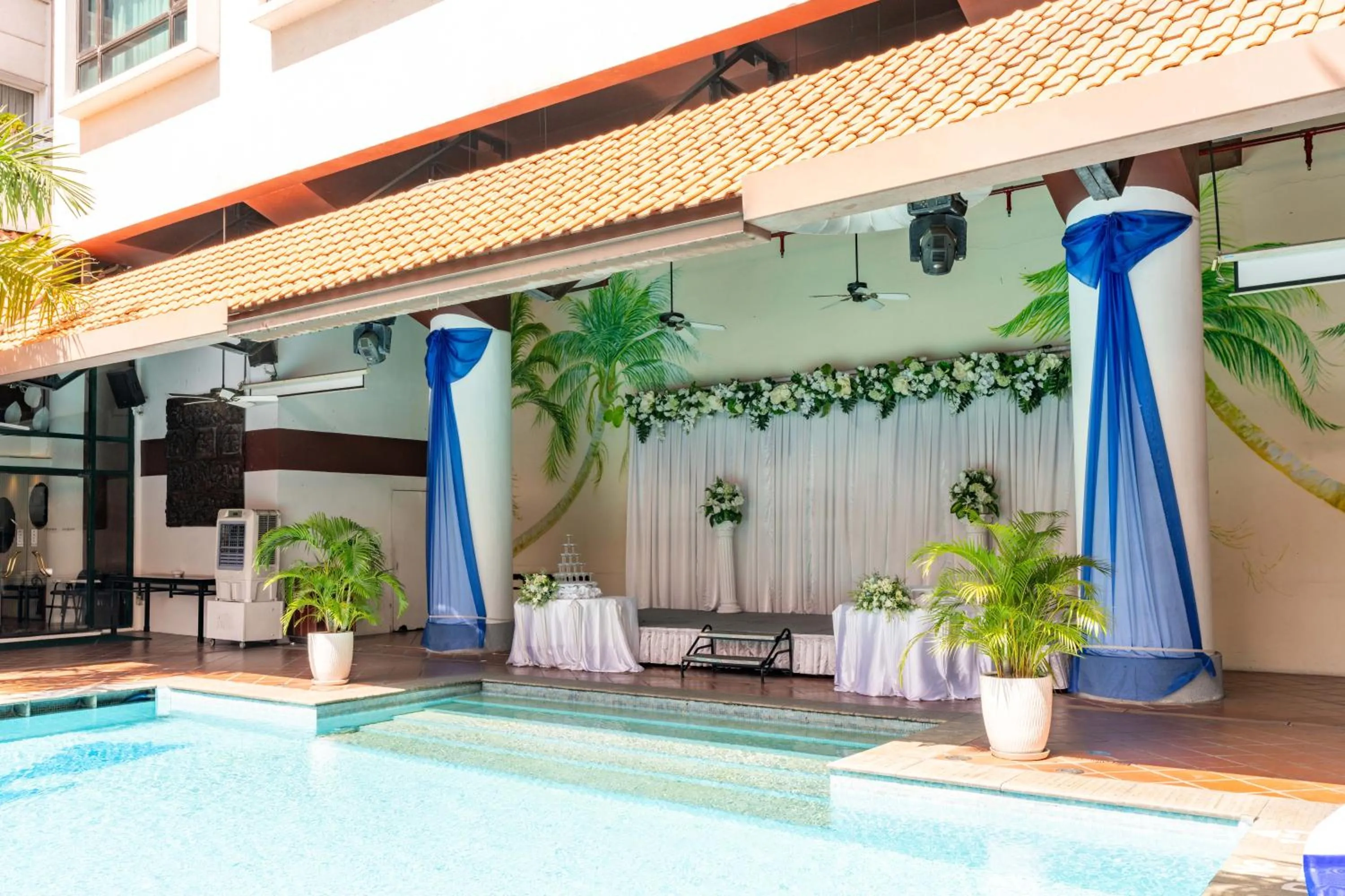 Pool view in Garden Plaza Saigon - Formerly PARKROYAL Saigon