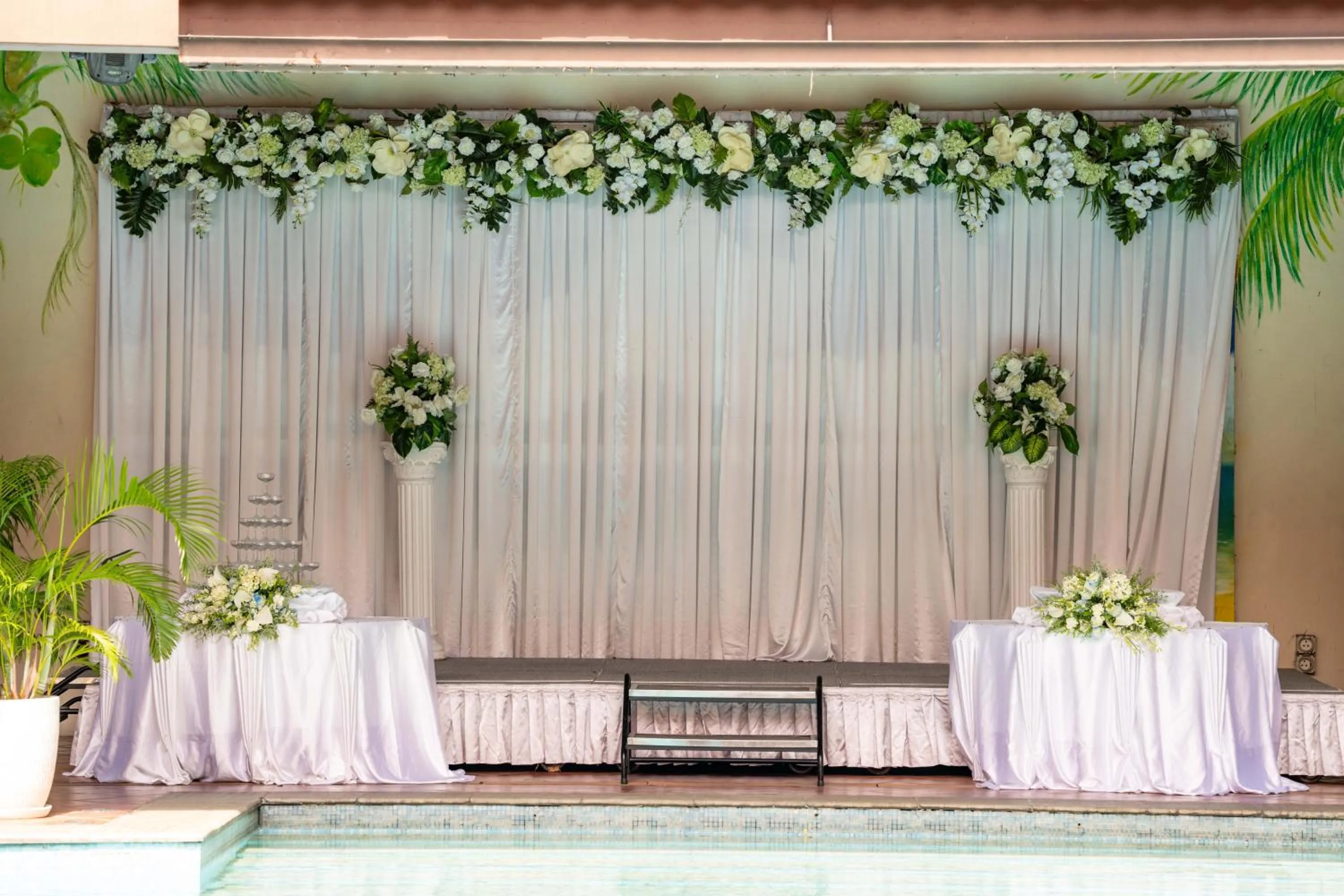 wedding in Garden Plaza Saigon - Formerly PARKROYAL Saigon