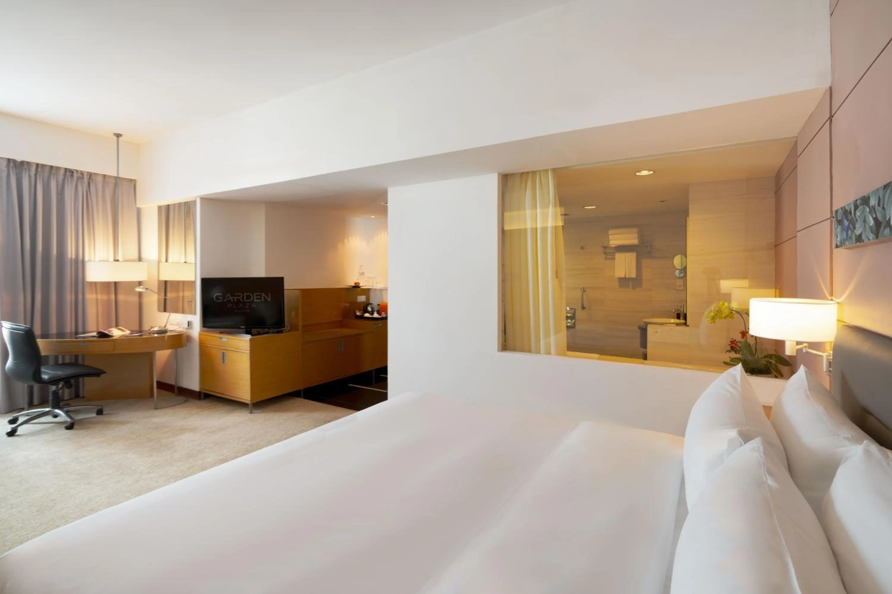 Bedroom, Bed in Garden Plaza Saigon - Formerly PARKROYAL Saigon