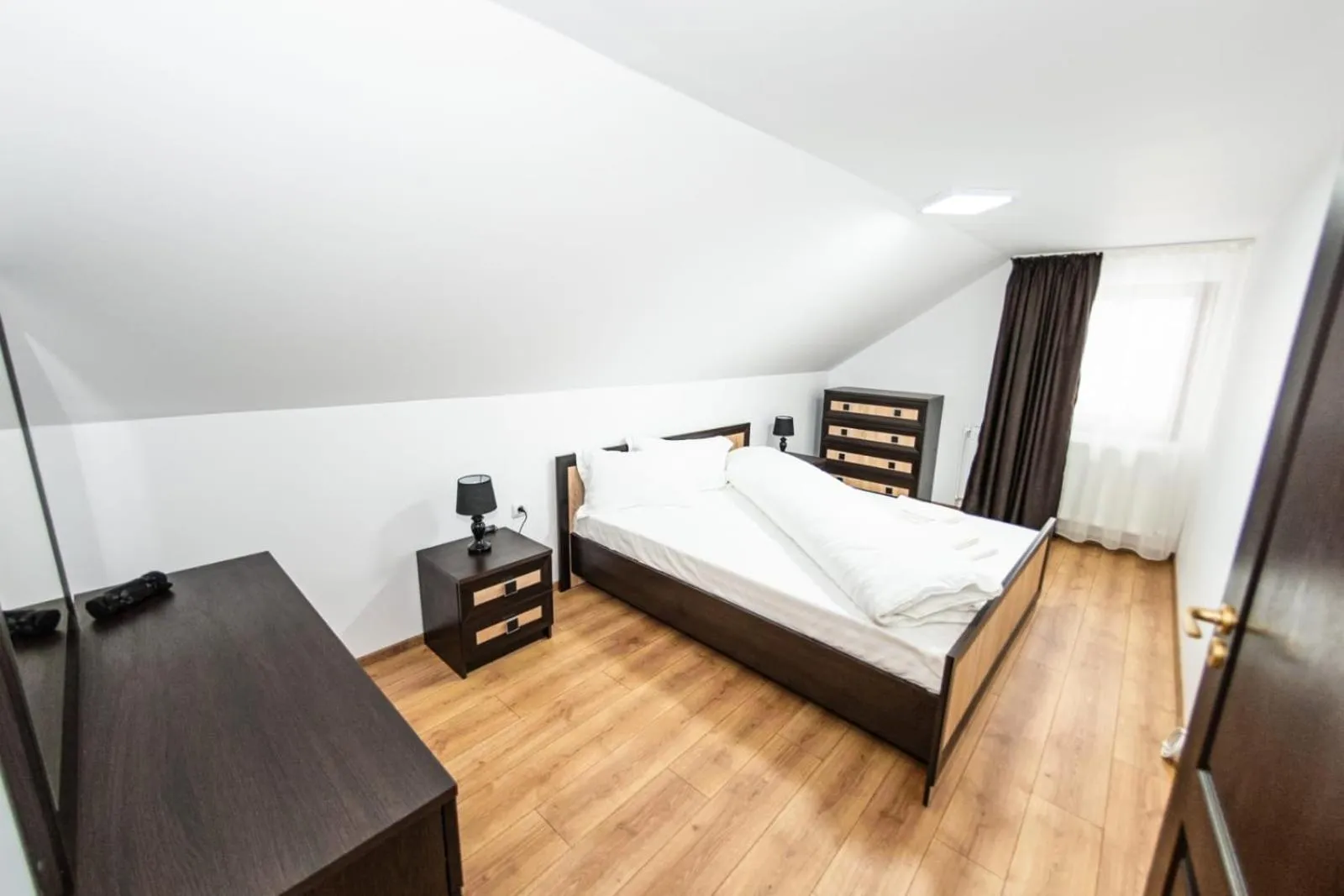 Bedroom, Bed in Casa Câmpulungeană