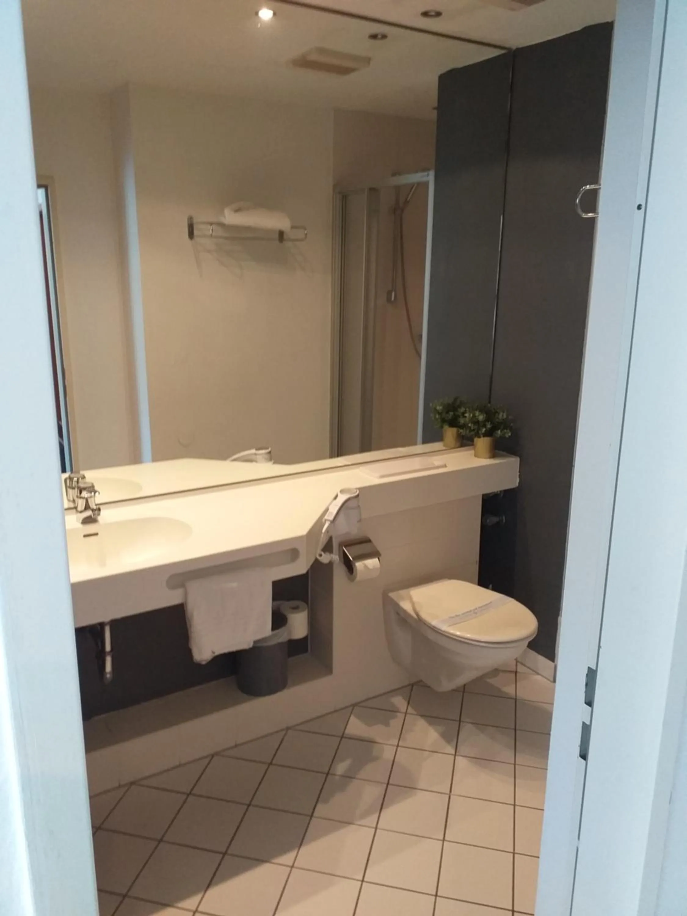 Bathroom in Hotel Milin