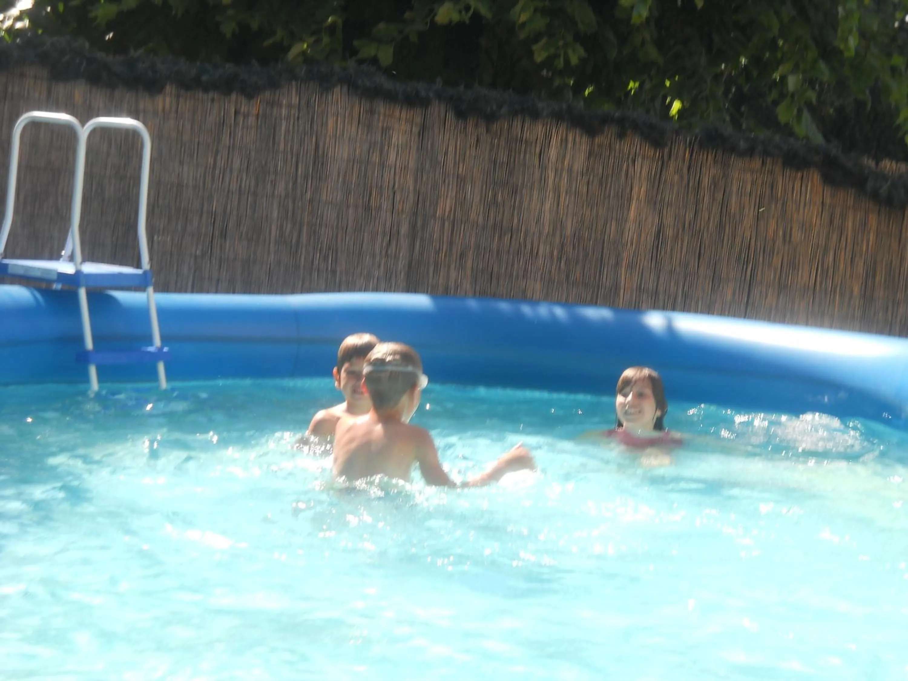 Swimming pool in Villa Kunterbunt Willa Śmiesznotka
