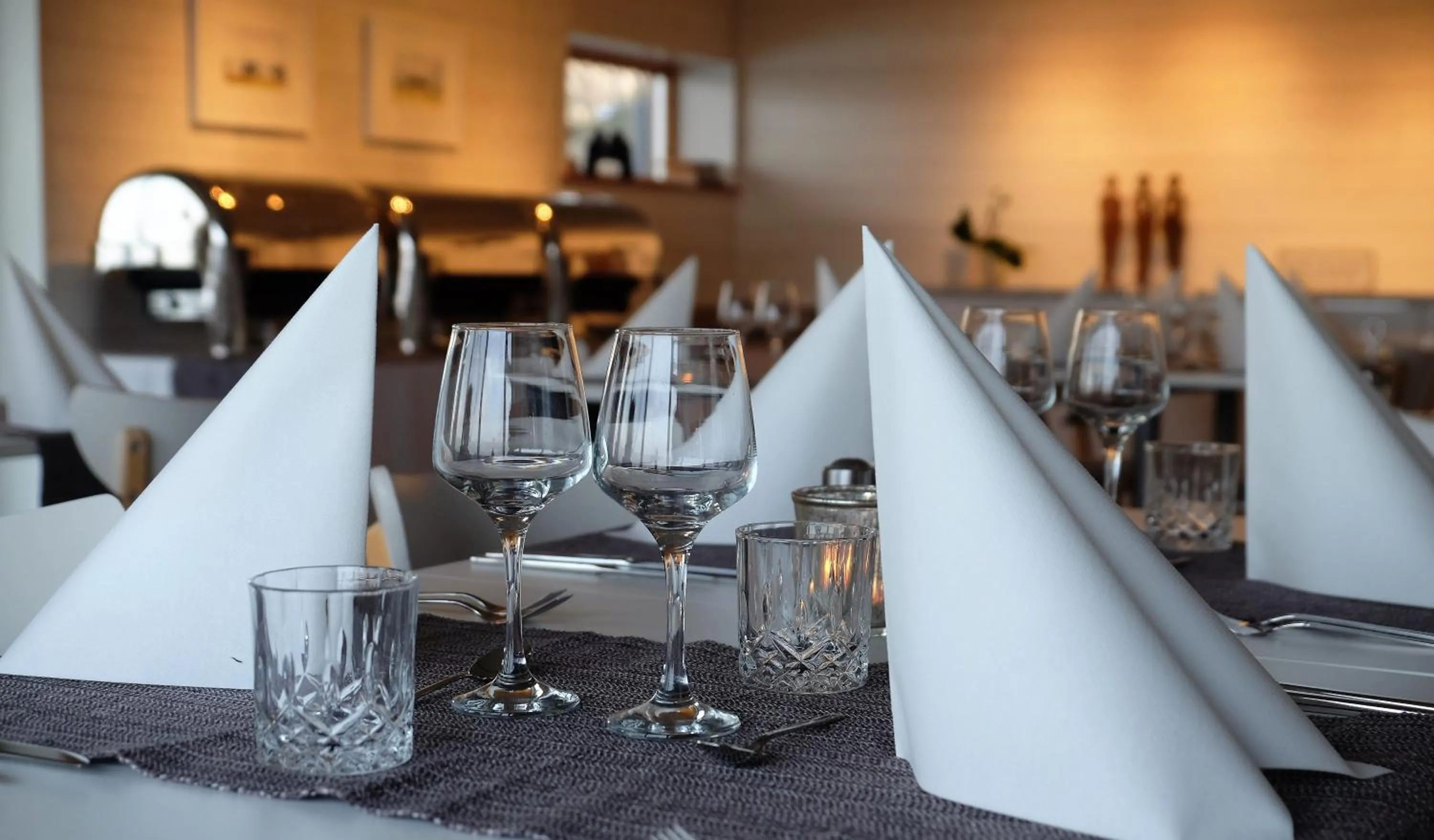 Restaurant/places to eat in Bodelssons by the Sea