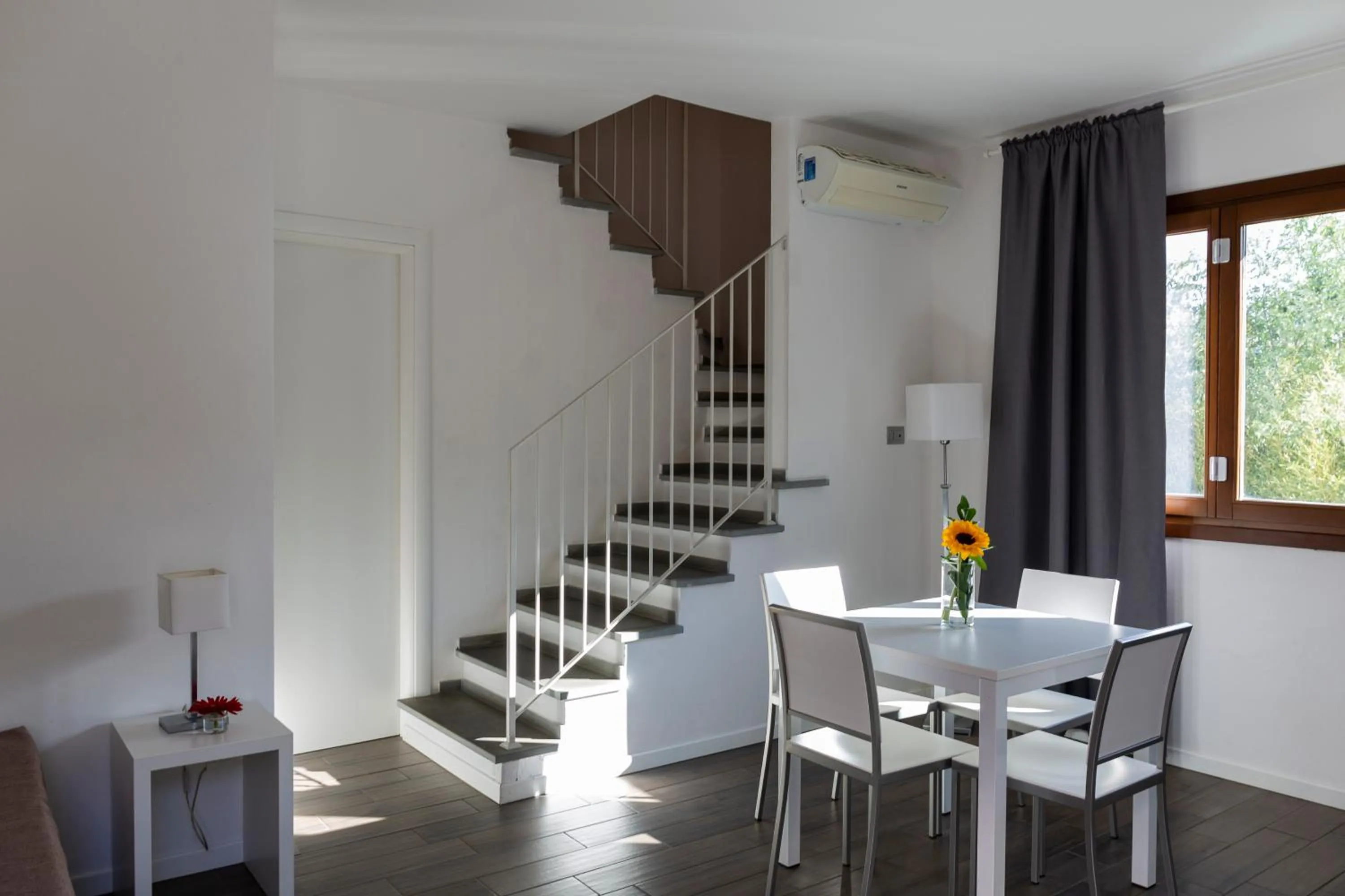 Dining area in The Florence Hills Resort & Wellness