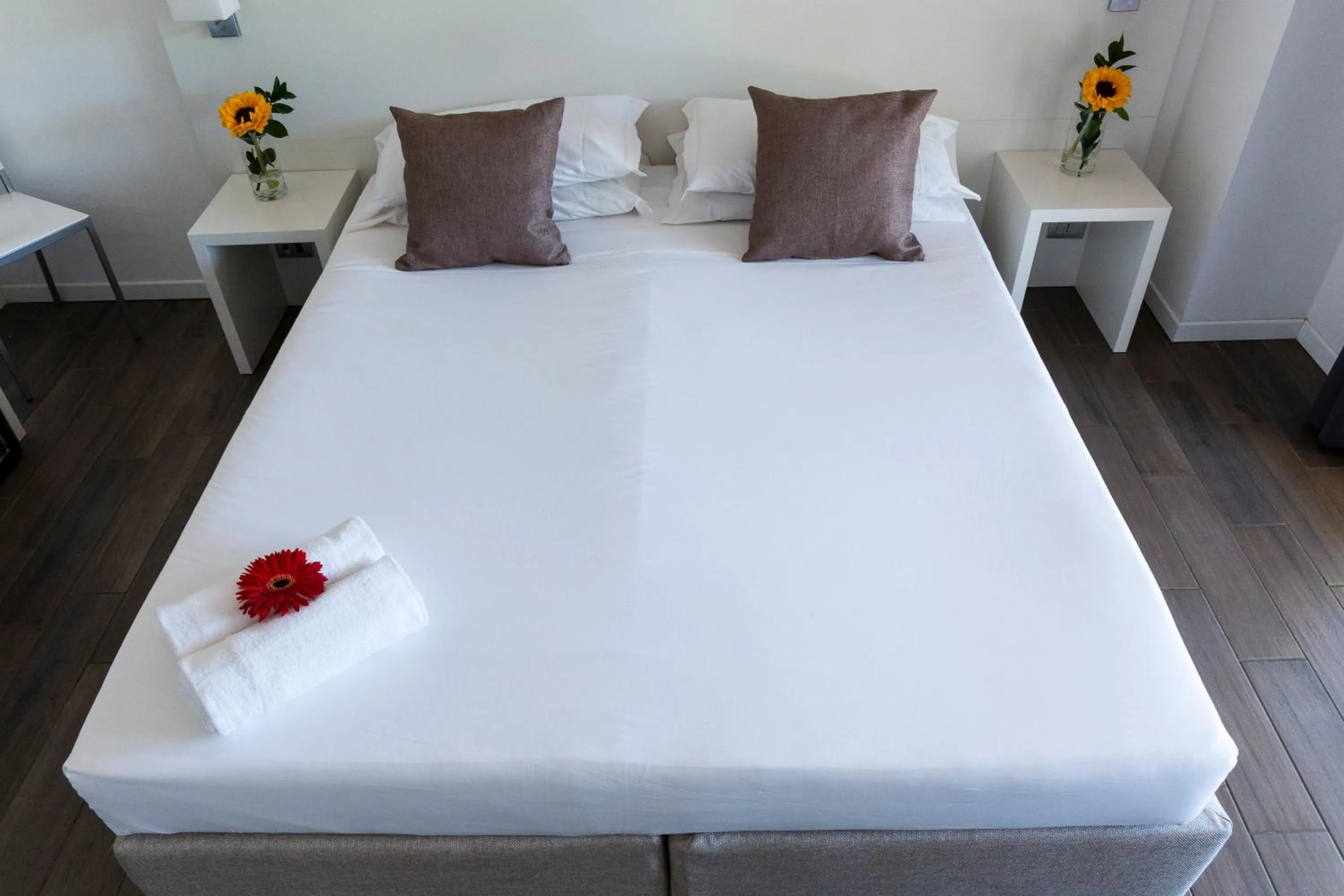 Bed in The Florence Hills Resort & Wellness
