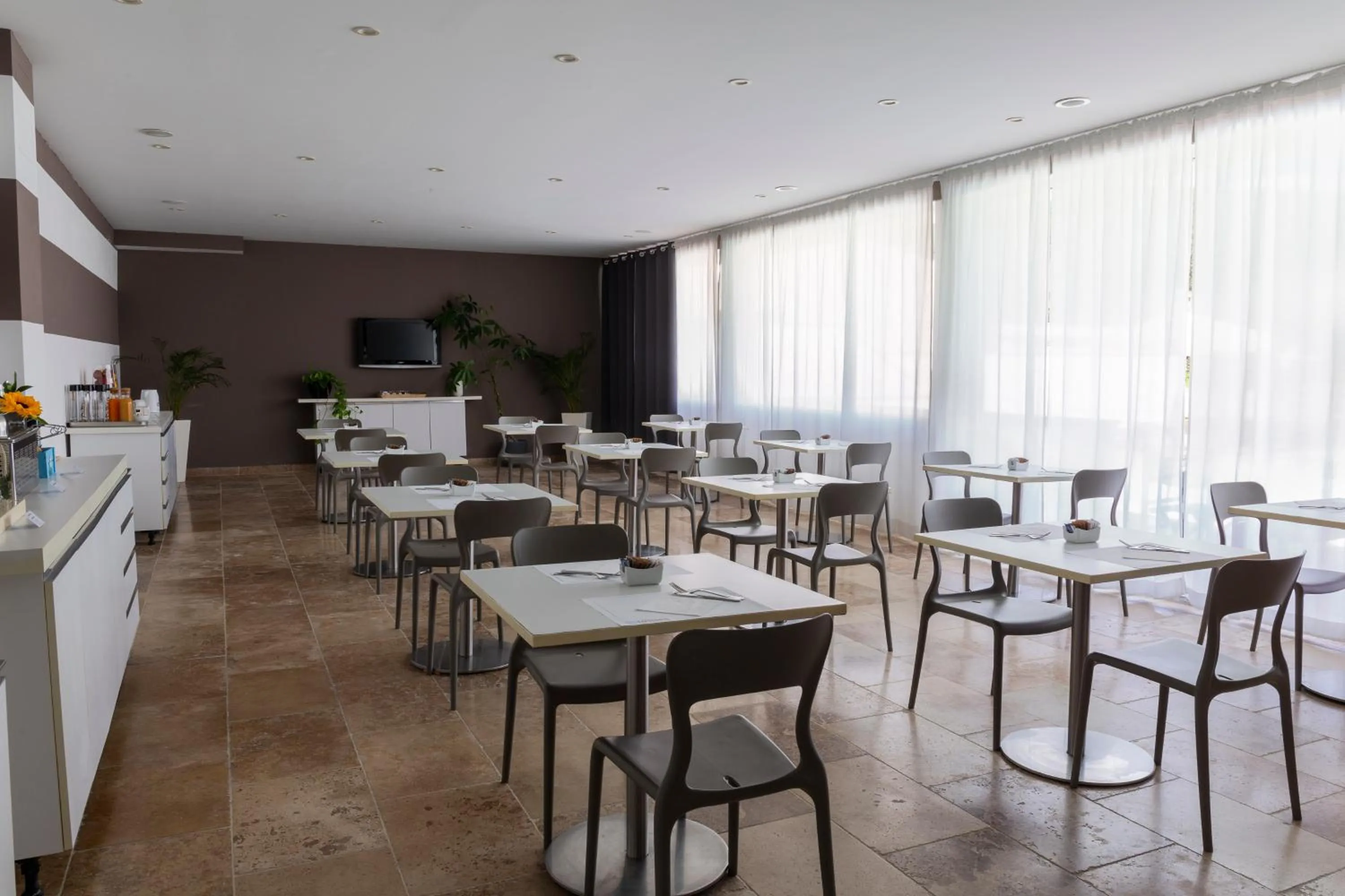 Restaurant/places to eat in The Florence Hills Resort & Wellness