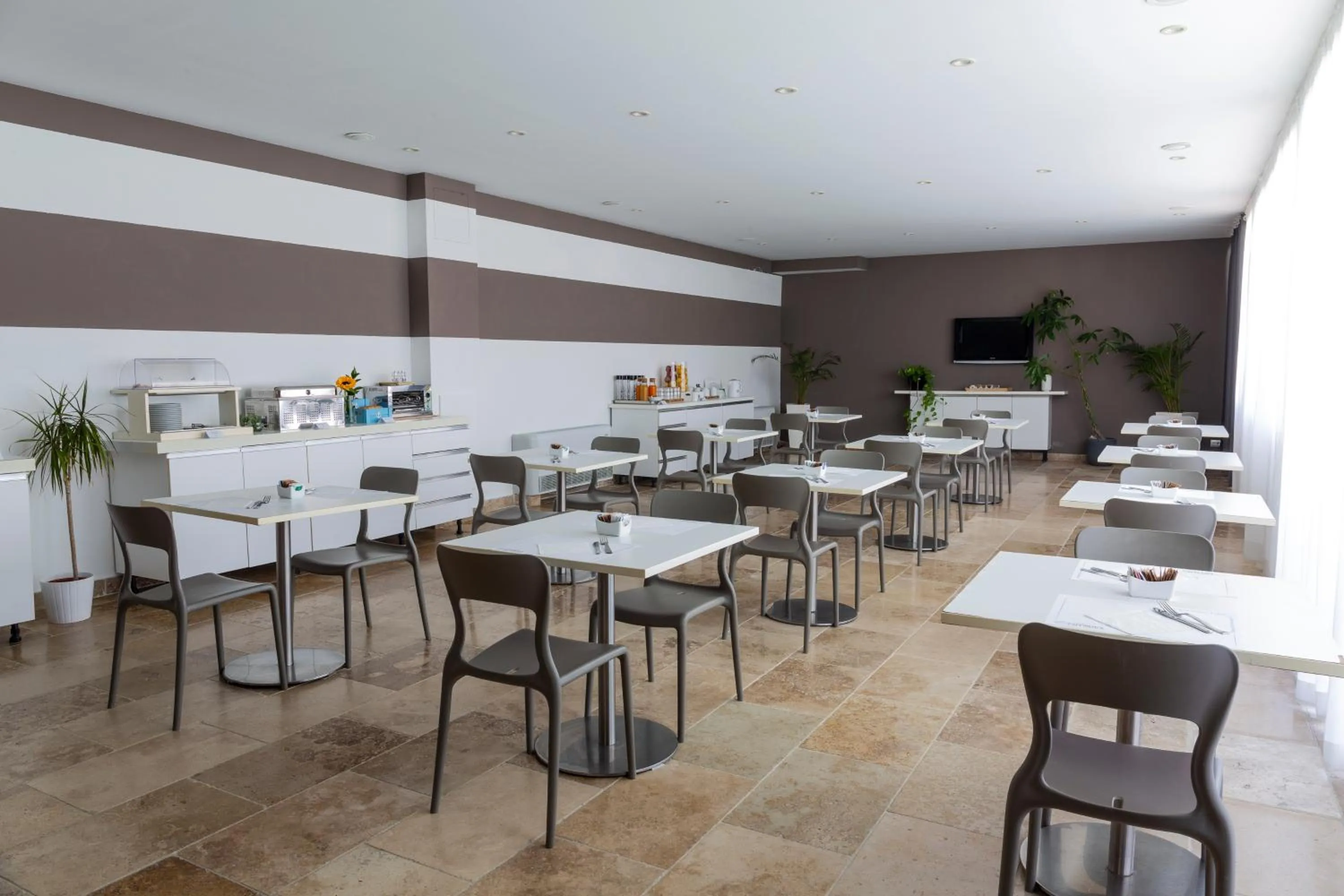 Breakfast in The Florence Hills Resort & Wellness