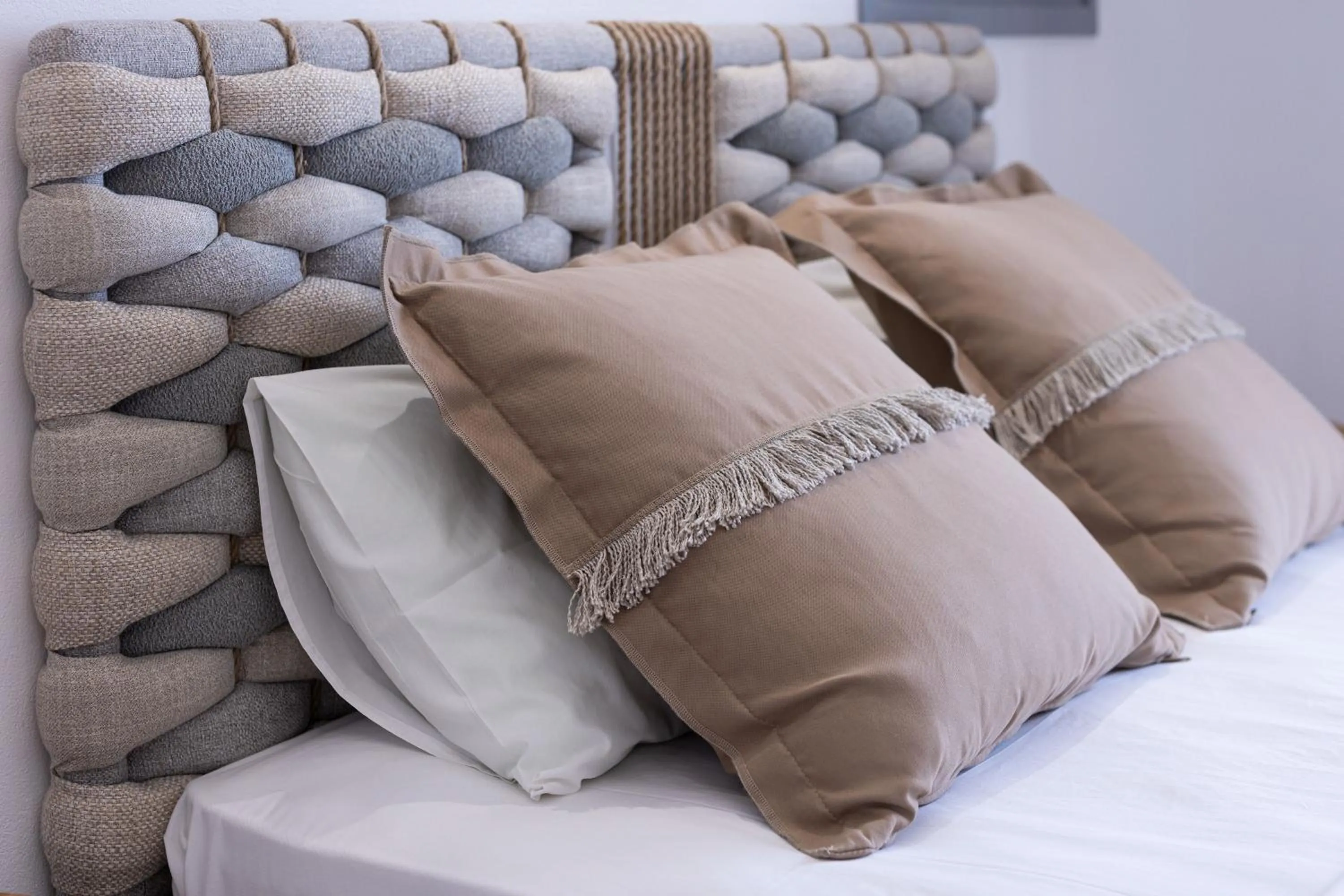 Bed in verykokkos collection suites mikri vigla