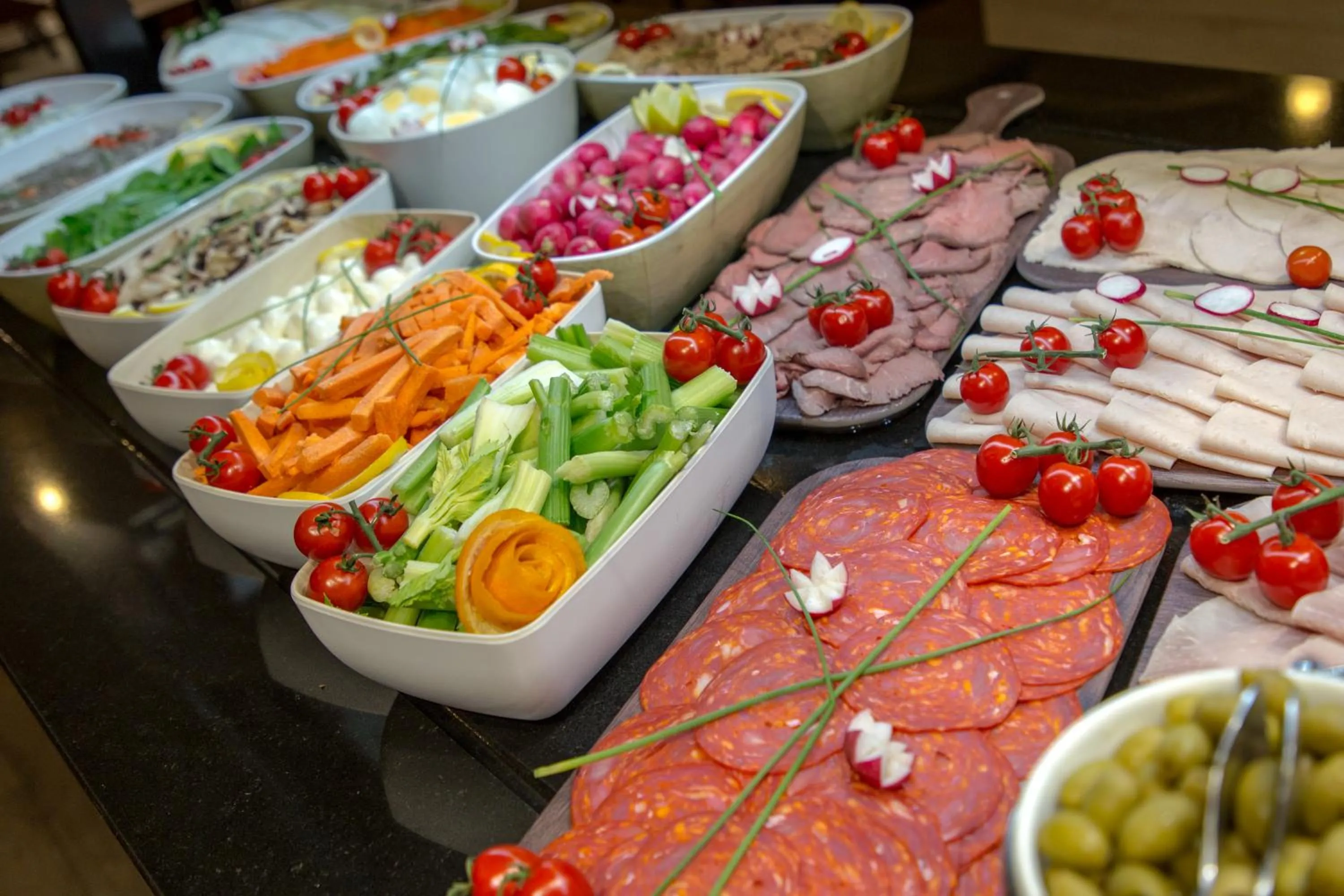 Restaurant/places to eat in SOWELL Family Hôtel Port Grimaud