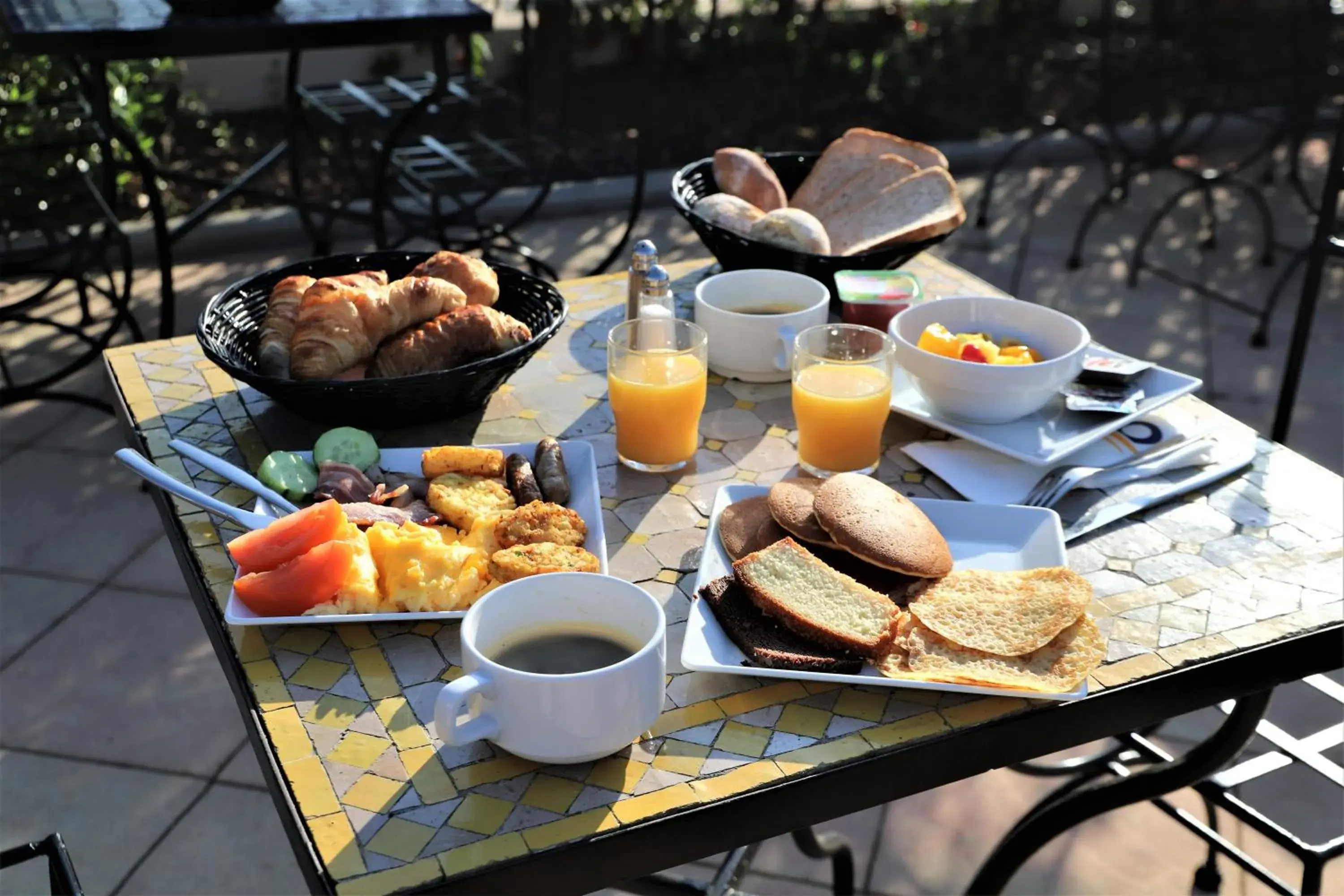 Restaurant/places to eat in SOWELL Family Hôtel Port Grimaud Restaurant/places to eat in SOWELL Family Hôtel Port Grimaud