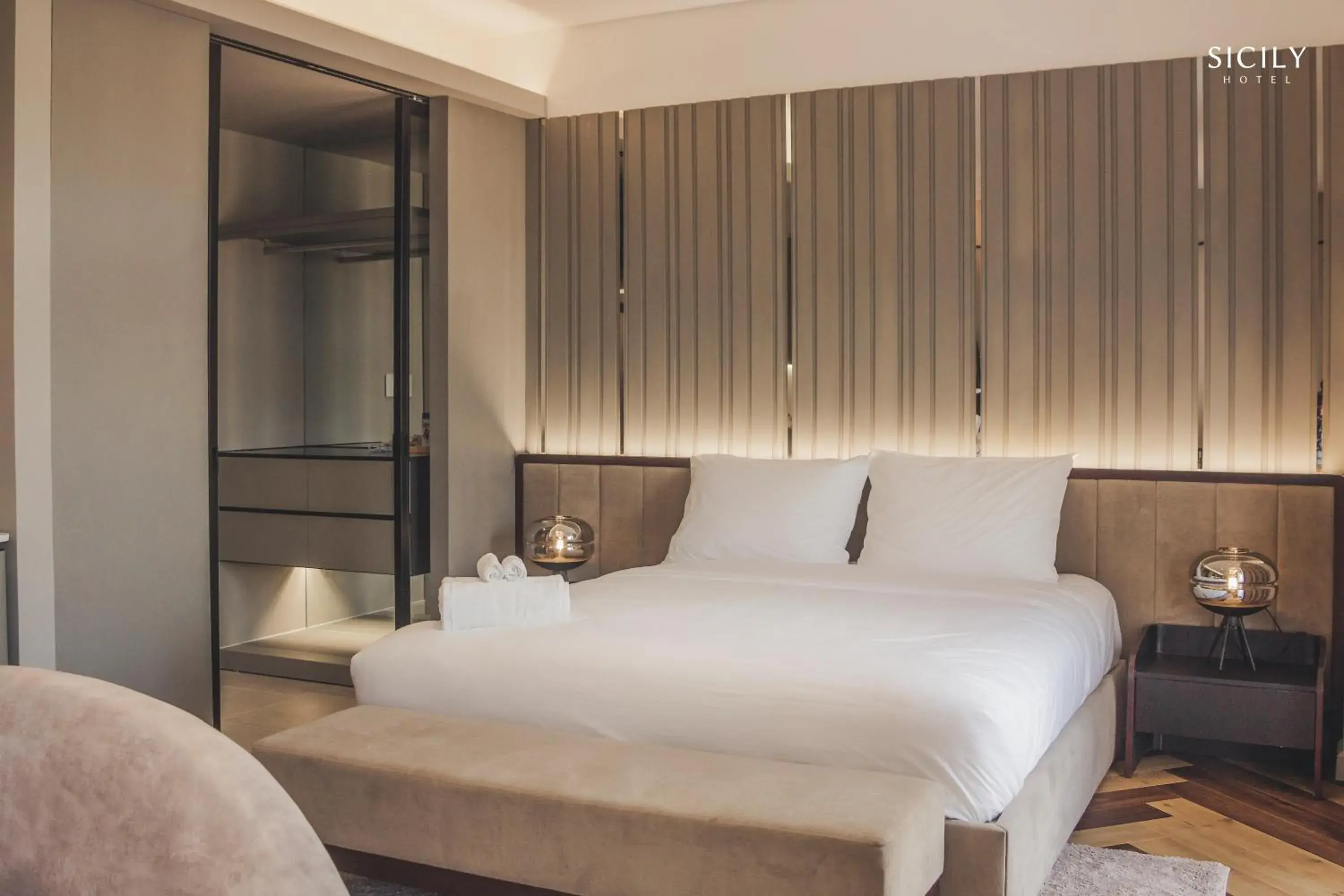 Deluxe Studio in Sicily Hotel Grand World Phú Quốc Deluxe Studio in Sicily Hotel Grand World Phú Quốc