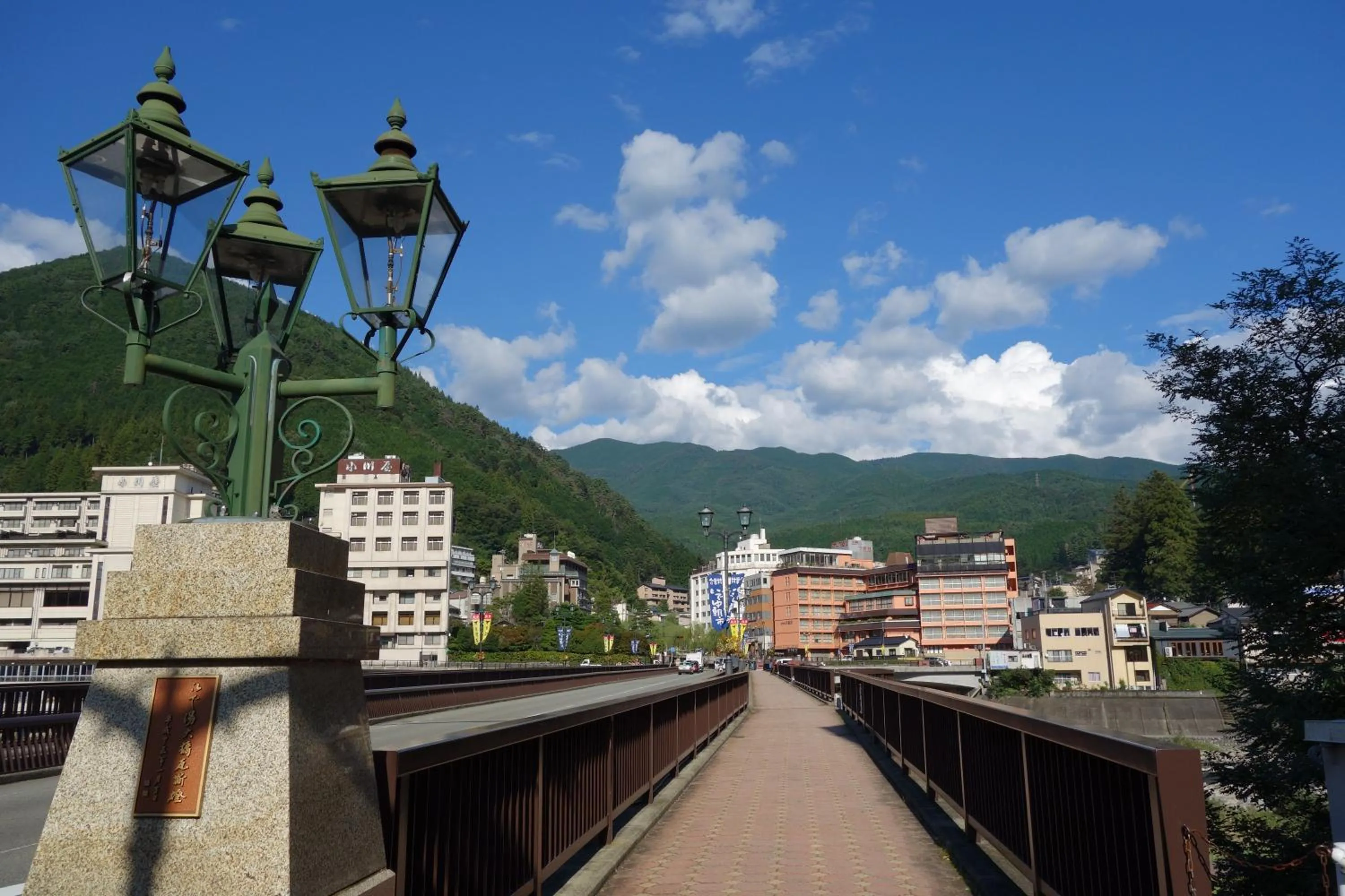 Area and facilities in Mutsumikan